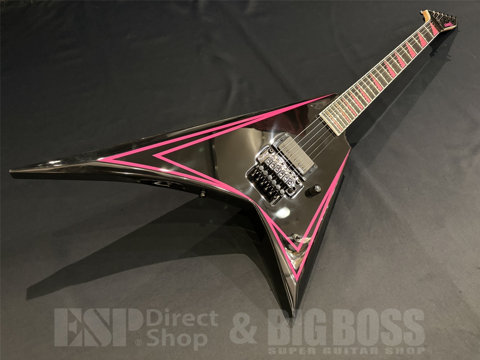 【即納可能】EDWARDS(エドワーズ) E-ALEXI PINK SAWTOOTH / Black with Pink Pin Stripe 京都店