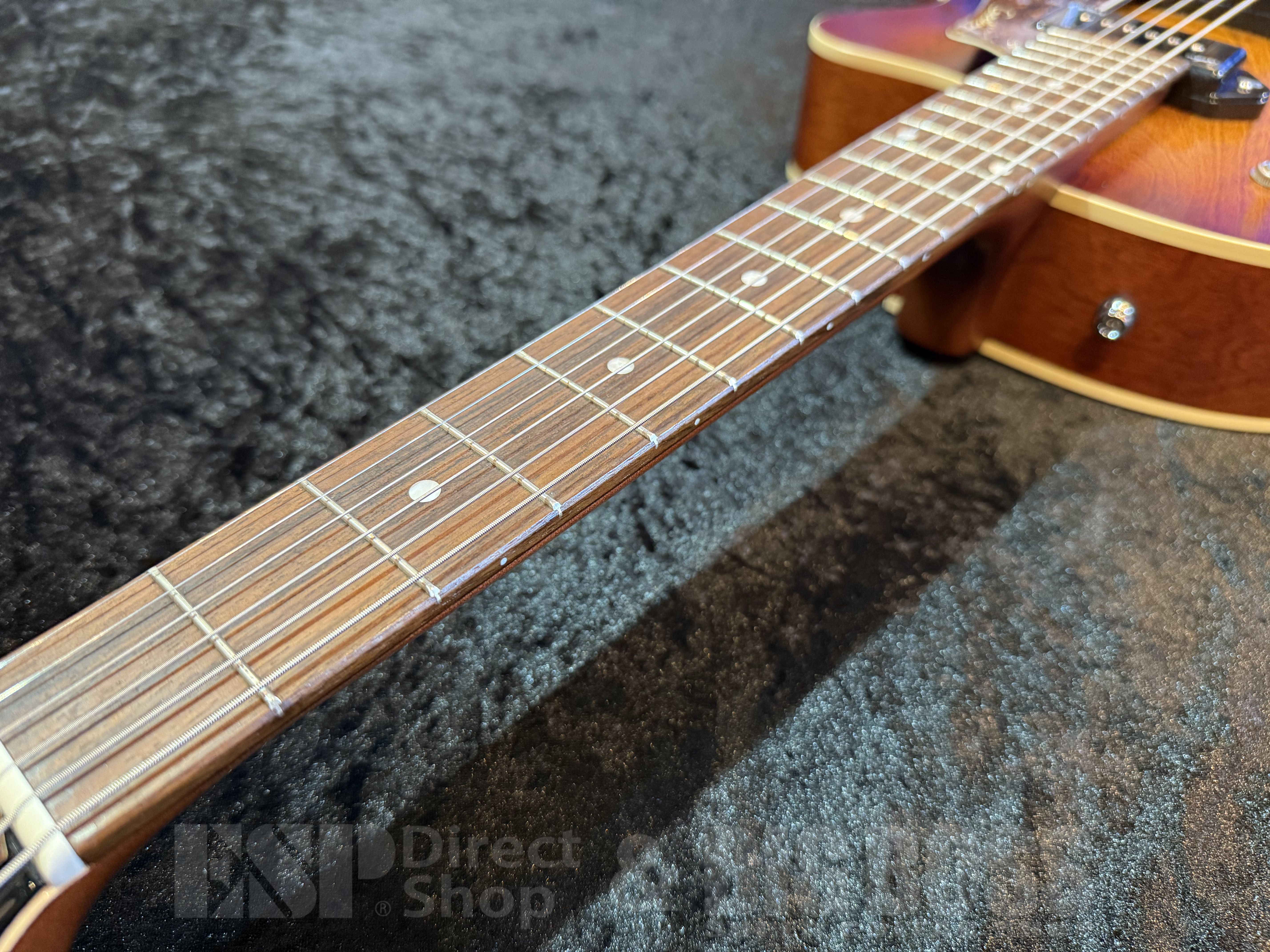 【即納可能】 Godin （ゴダン） 5th Avenue CW Kingpin II 【Cognac Burst】福岡店