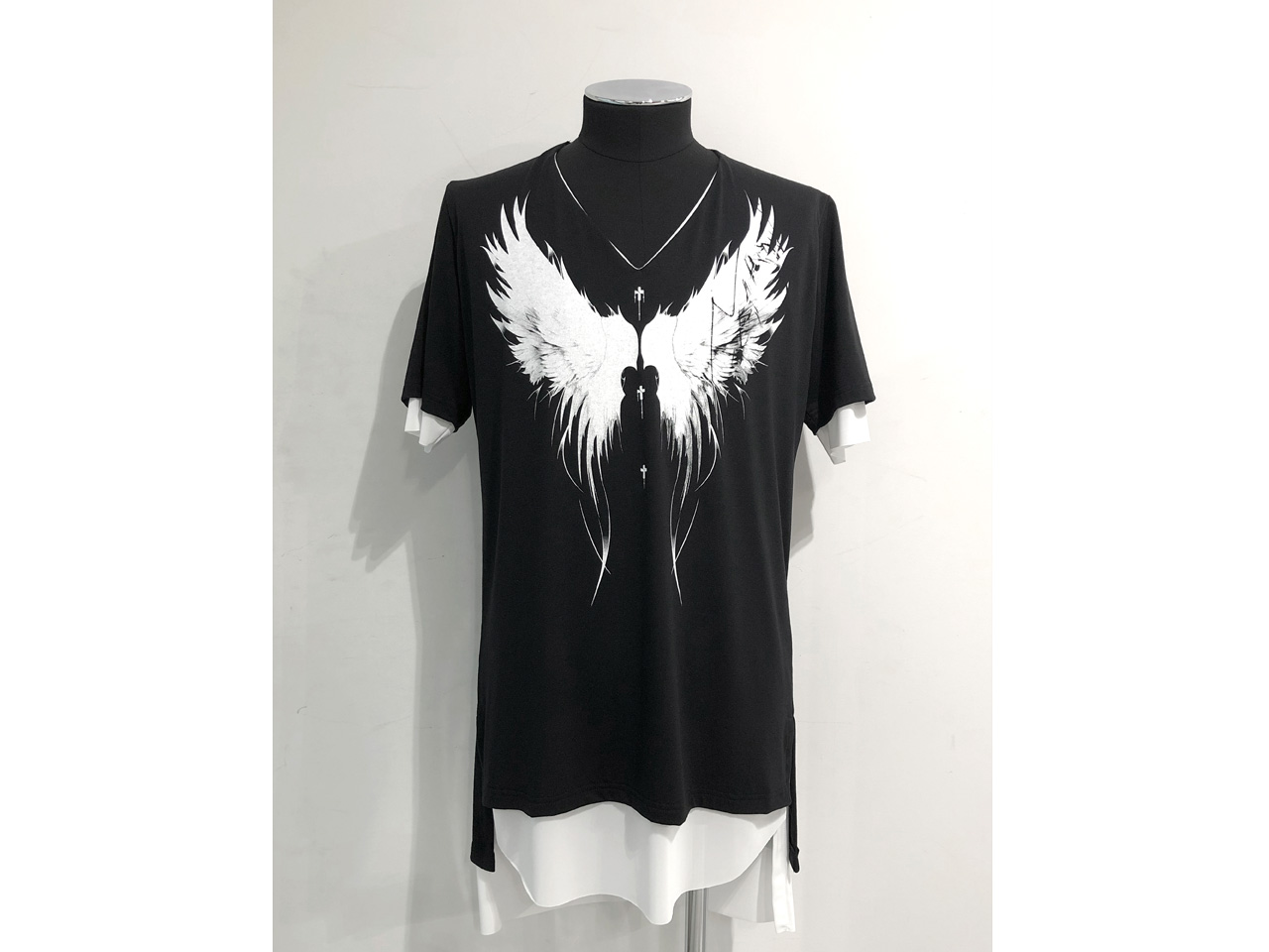 【期間限定受注販売】kiryuyrik featuring TAKAMIZAWA TOSHIHIKO Layered V NeckT-Shirt / Black＆White