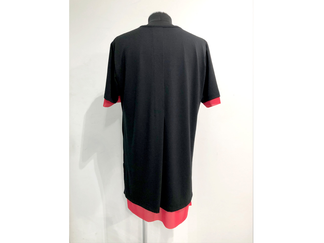 【期間限定受注販売】kiryuyrik featuring TAKAMIZAWA TOSHIHIKO Layered V NeckT-Shirt / Black＆Red