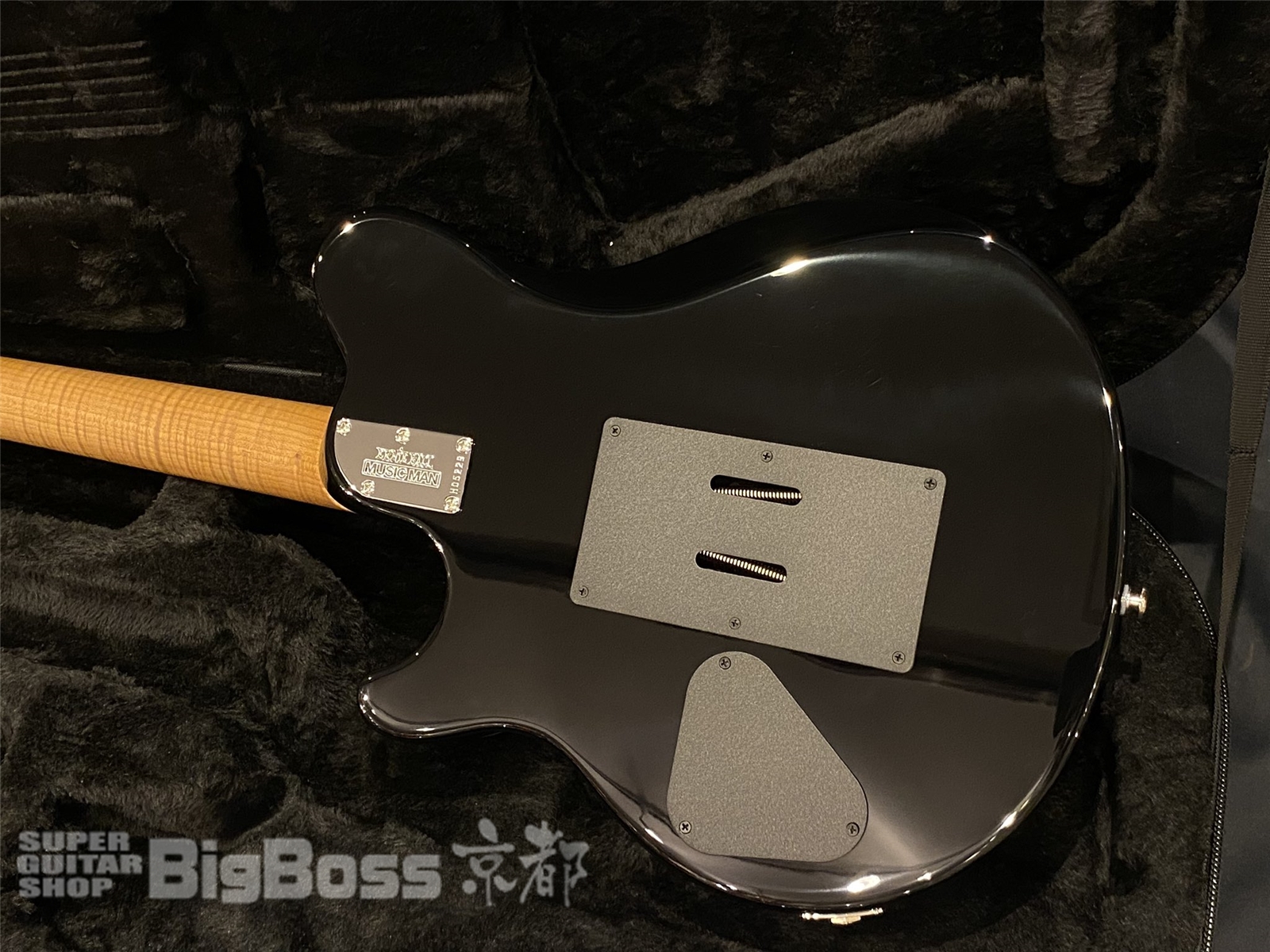 【即納可能】MUSIC MAN (ミュージックマン) Axis Yucatan Blue Quilt 京都店