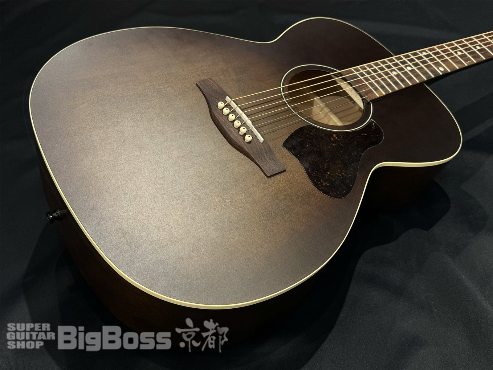 【即納可能 / アウトレット】Art&Lutherie (アートアンドルシアー) Legacy / Bourbon Burst 京都店