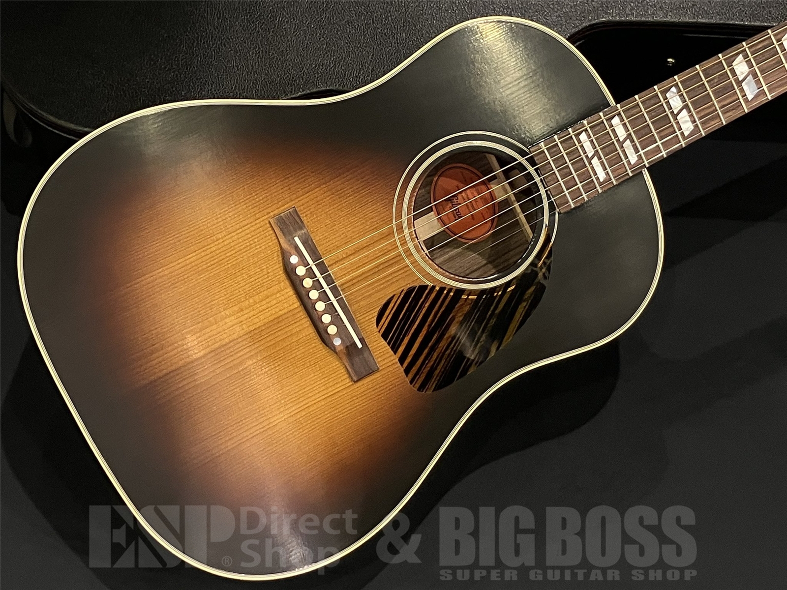 【即納可能】Gibson Custom Shop(ギブソンカスタムショップ) 1942 BANNER SOUTHERN JUMBO / Vintage Sunburst 京都店