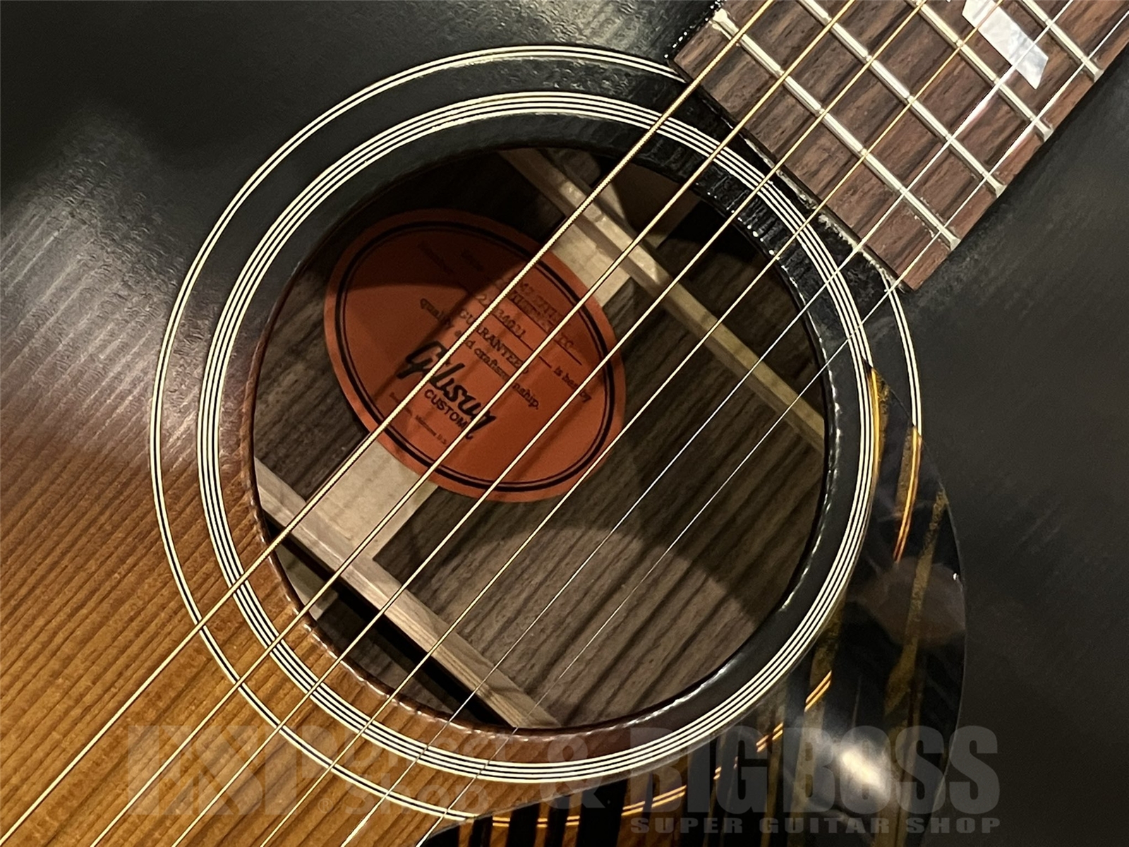 【即納可能】Gibson Custom Shop(ギブソンカスタムショップ) 1942 BANNER SOUTHERN JUMBO / Vintage Sunburst 京都店