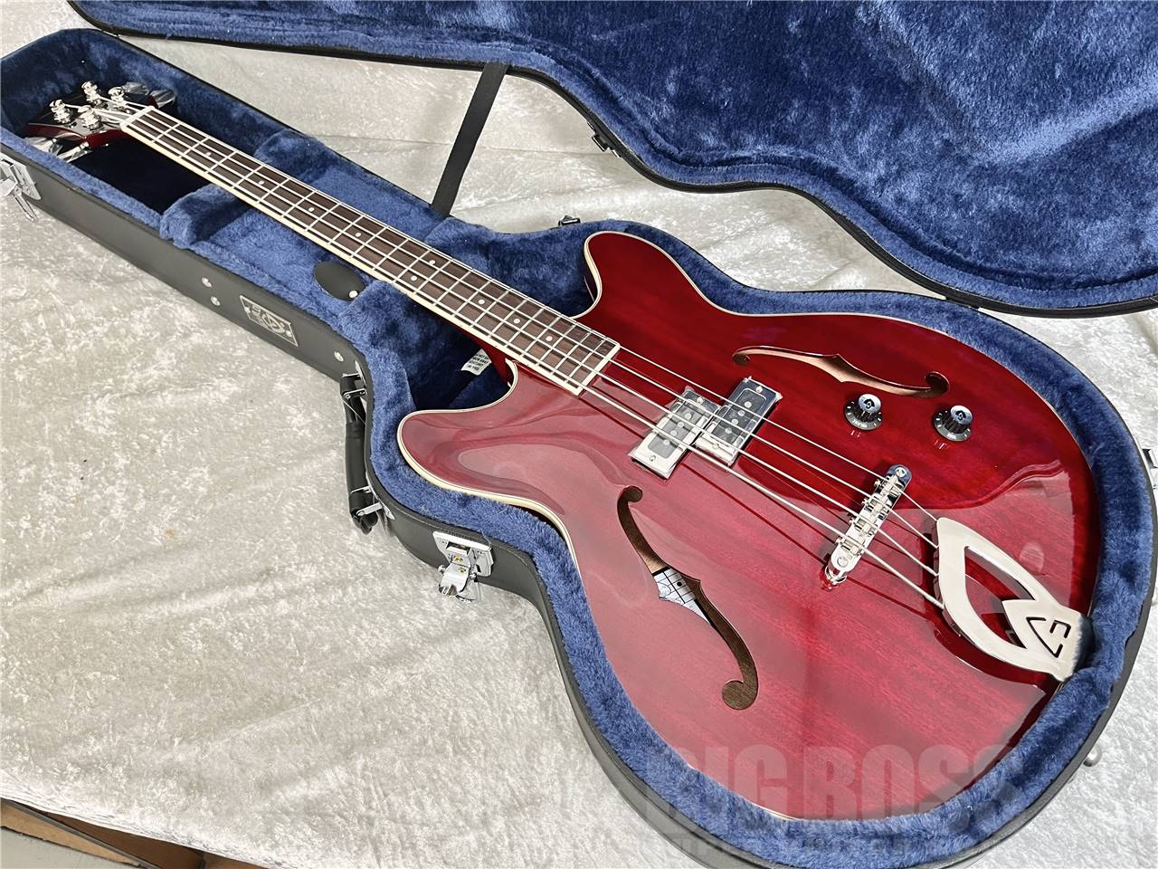 【即納可能】GUILD (ギルド) STARFIRE I BASS / CHERRY RED (セミアコベース) お茶の水駅前店・別館