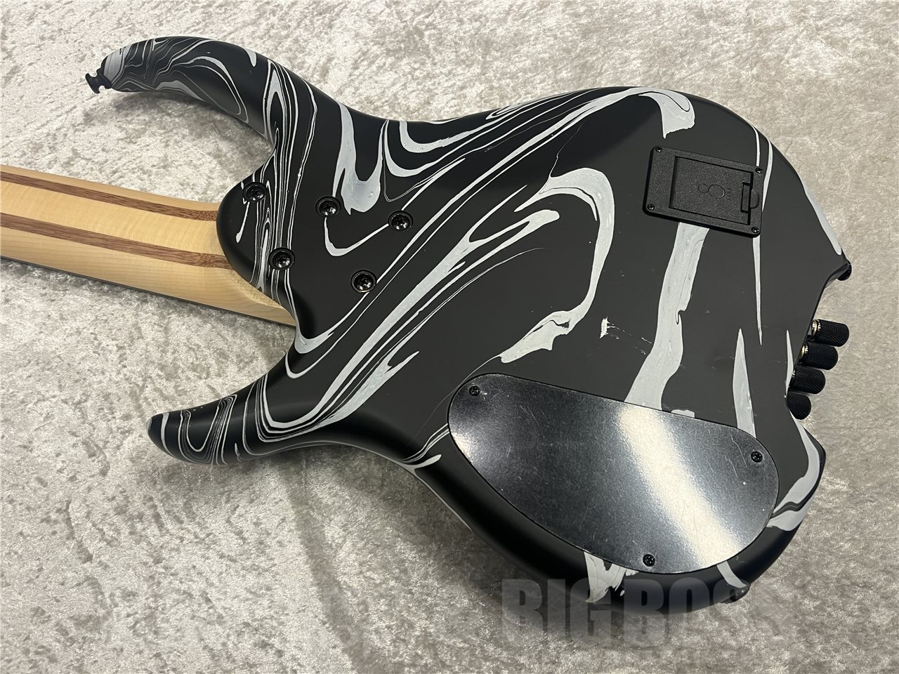 【即納可能】Sire（サイアー）Marcus Miller M6 5-String Headless Swirl（Black Swirl）　名古屋店 - 8
