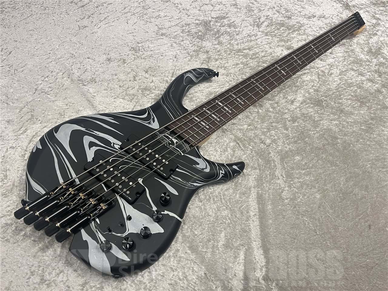 【即納可能】Sire（サイアー）Marcus Miller M6 5-String Headless Swirl（Black Swirl）　名古屋店