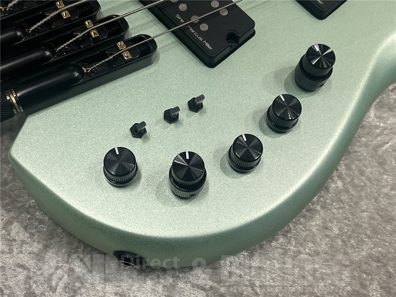 【即納可能】Sire（サイアー）Marcus Miller M6 5-String Headless（Surf Green Metallic Satin）　名古屋店 - 4