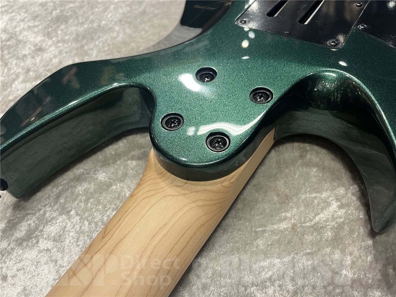 【即納可能】Sire（サイアー）Larry Carlton X6 7-String Headless（Metallic Green）　名古屋店 - 9