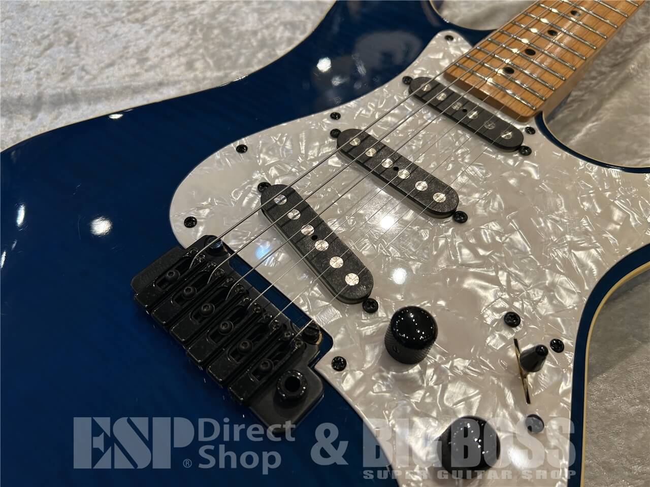 【即納可能/お客様委託品】SCHECTER（シェクター）VA-II / See Thru Blue 仙台店 - 3