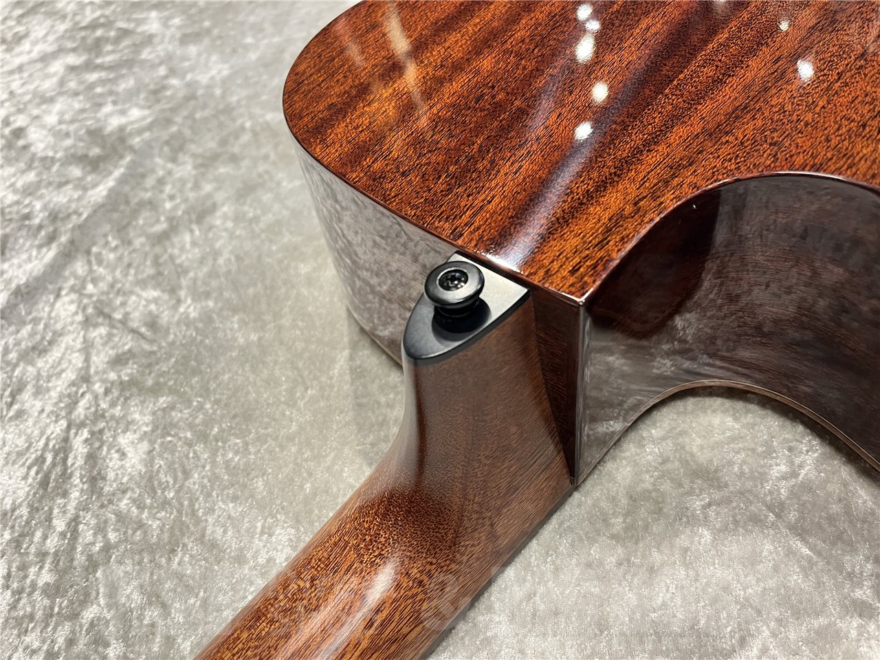 【即納可能】LAG Guitars（ラグギターズ）T118ACE（Natural）　名古屋店