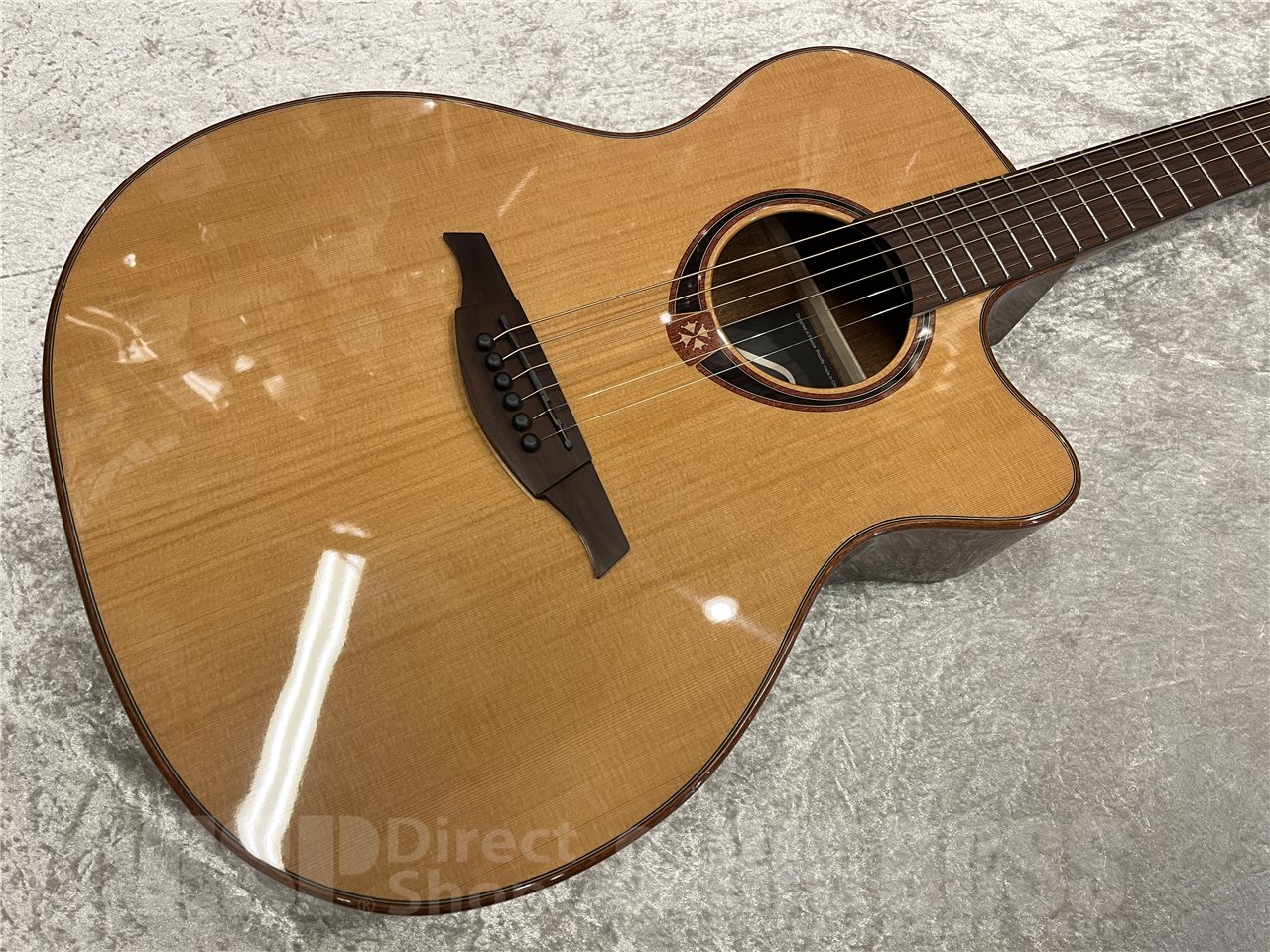 【即納可能】LAG Guitars（ラグギターズ）T118ACE（Natural）　名古屋店