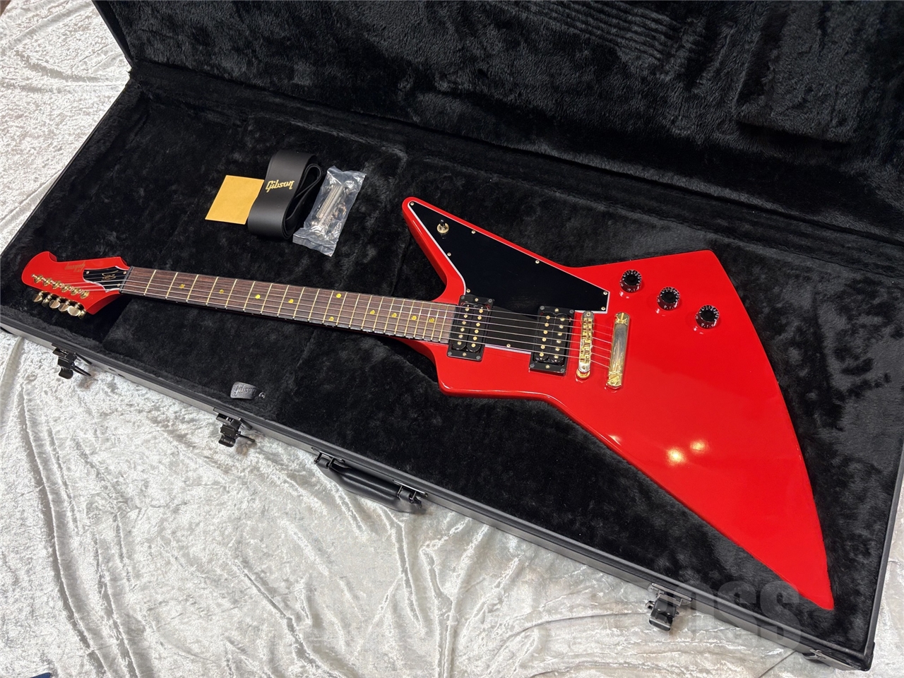 【USED/即納可能】Gibson Lzzy Hale Signature Explorerbird /Cardinal Red  　GWS - 12