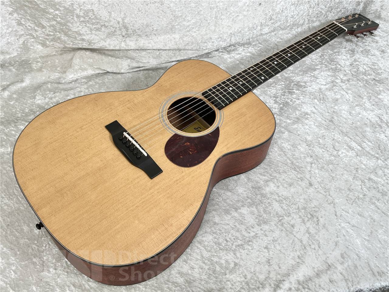 【即納可能】Eastman(イーストマン) E1-OM (エレクトリック・アコースティック)お茶の水駅前店・別館
