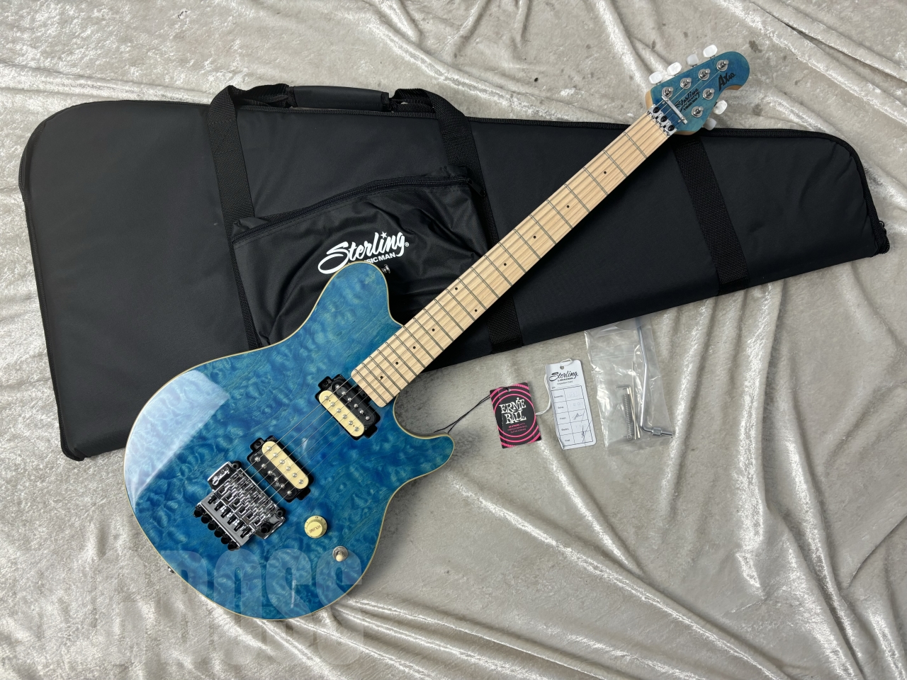 【即納可能】Sterling by MUSICMAN (スターリン バイ ミュージックマン) AX40 / Transparent Blue ( SBMM AX40-TBL-M ) 駅前店