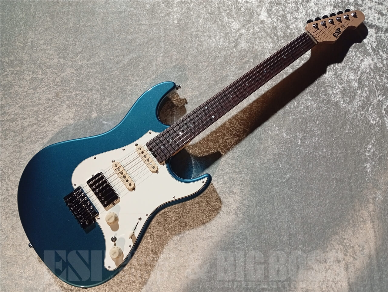 【即納可能】ESP(イーエスピー) SNAPPER-AL (Supreme Blue) 札幌店