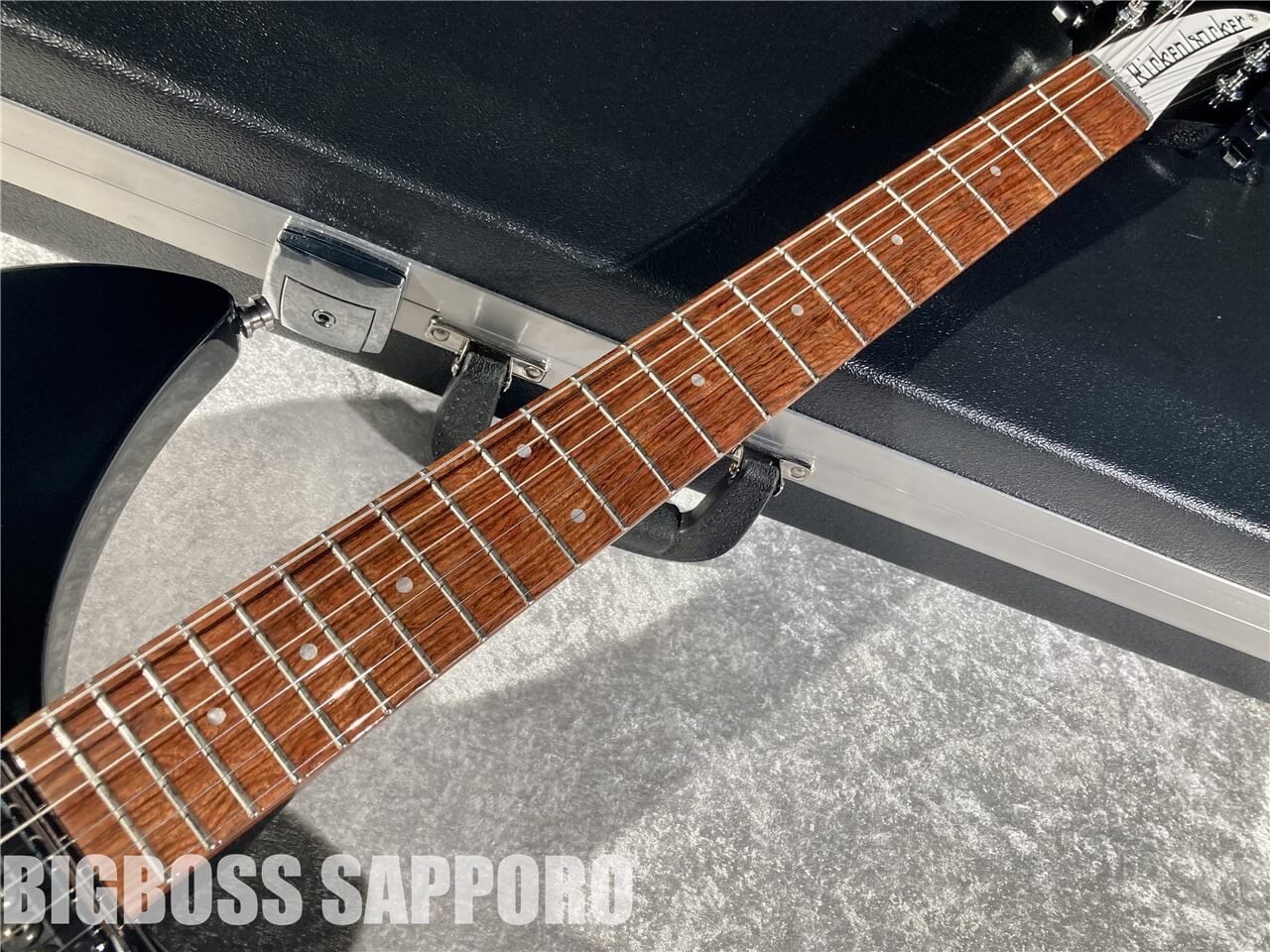 【即納可能】Rickenbacker(リッケンバッカー) Model 330 Jetglo 札幌店