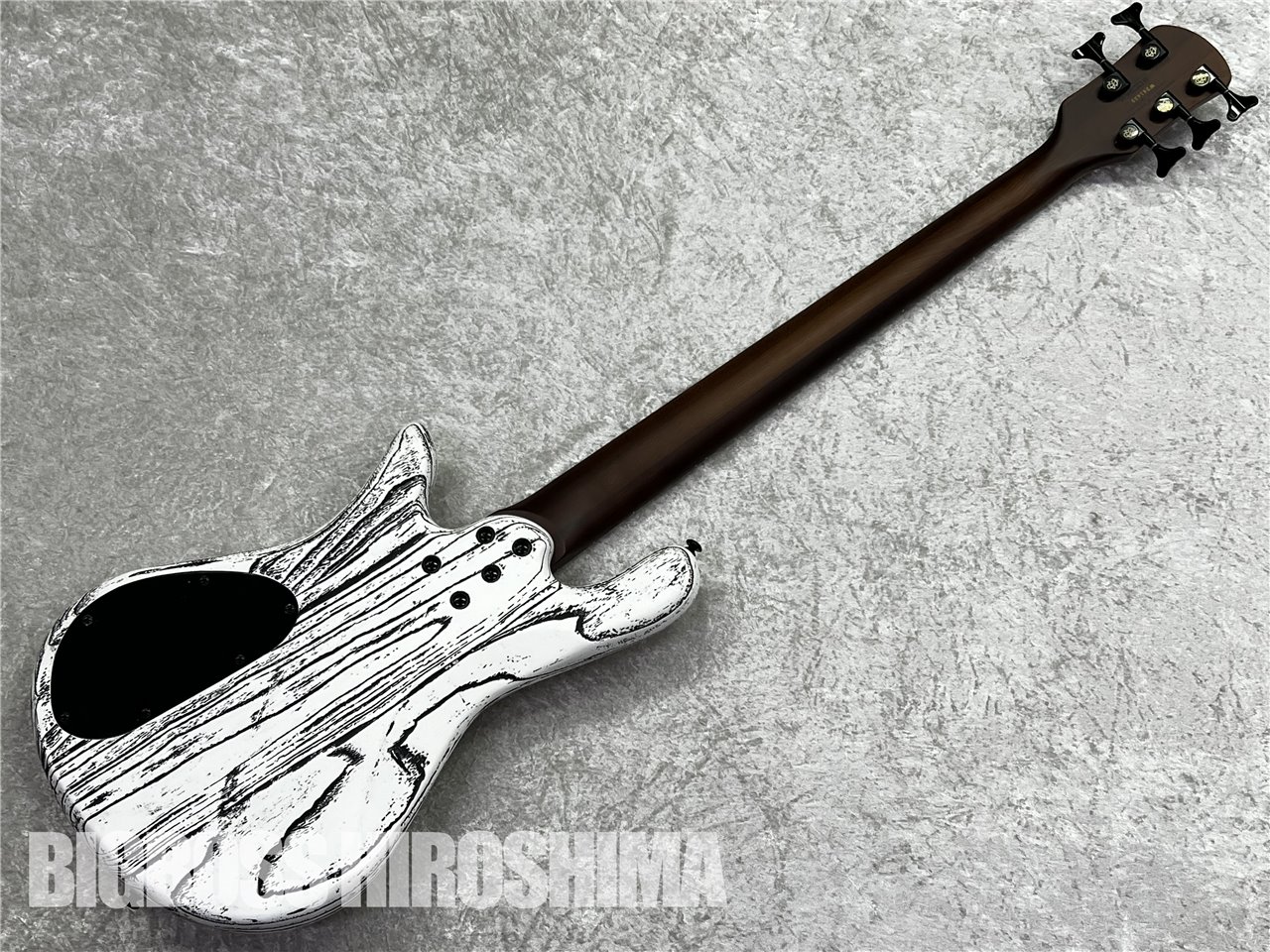 【即納可能】Spector(スペクター)NS Pulse 5 Satin EX-LTD (White w/Black Filler) 広島店