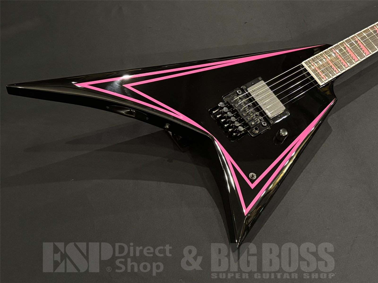 【即納可能】EDWARDS (エドワーズ) E-ALEXI PINK SAWTOOTH / Black with Pink Pin Stripe 京都店