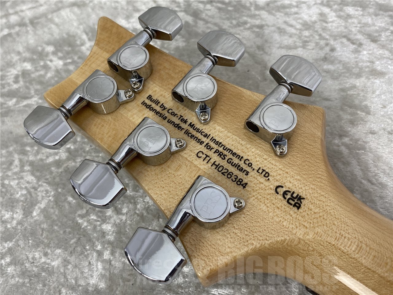 【即納可能】Paul Reed Smith(ポールリードスミス/PRS) SE Custom 24 Blue Fade #026384 (2025年製)お茶の水駅前店(東京)