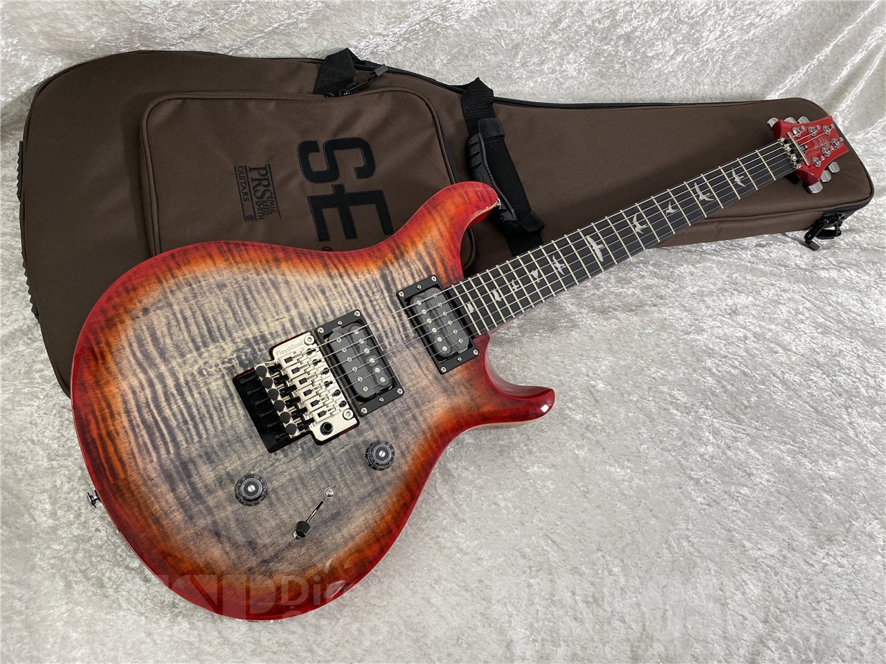 【即納可能】Paul Reed Smith(PRS/ポールリードスミス) SE Custom 24 Floyd / Charcoal Cherry Burst #071832(2024年製) お茶の水駅前店(東京)