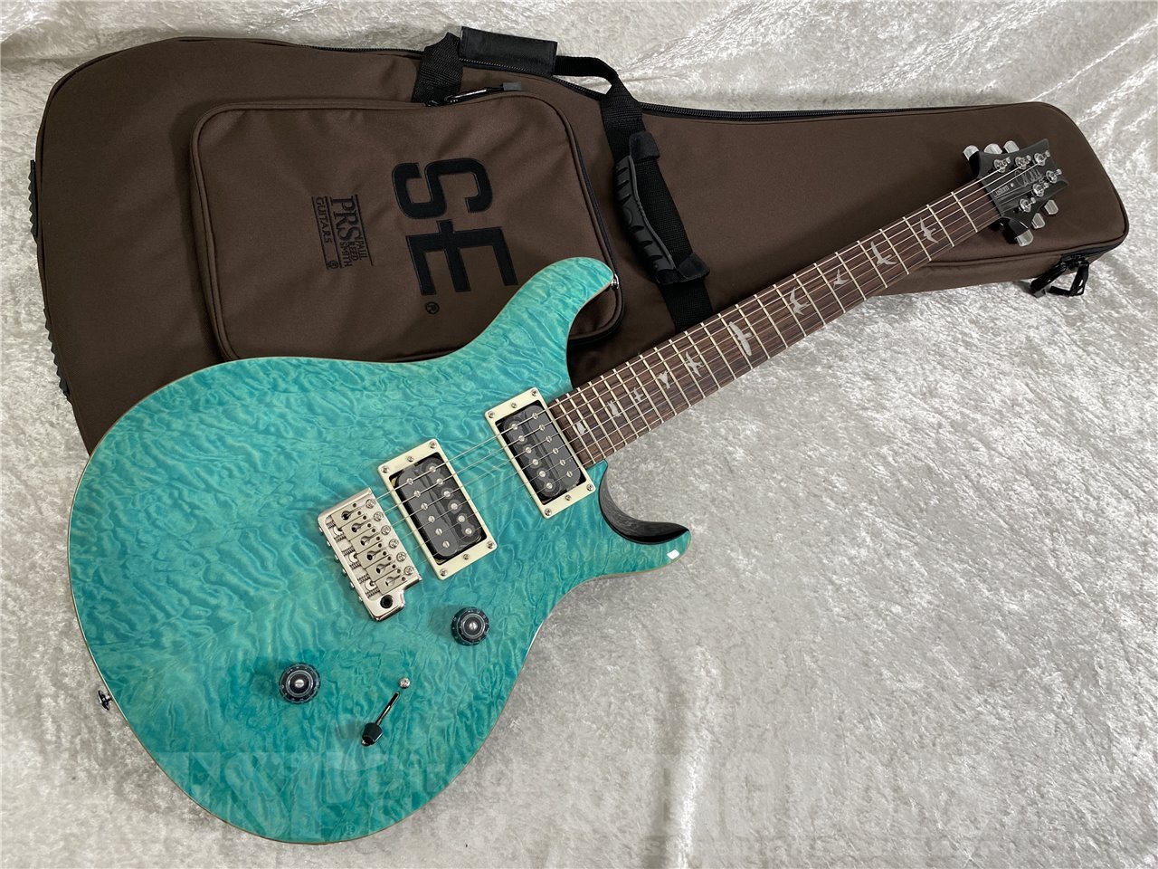 【即納可能】Paul Reed Smith(PRS/ポールリードスミス) SE Custom 24 Quilt / Sapphire #022059 (2025年製) お茶の水駅前店 (東京)