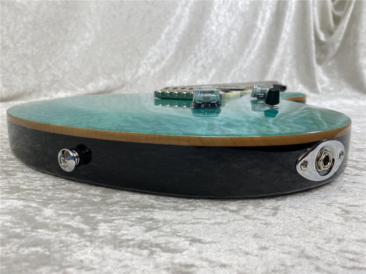 【即納可能】Paul Reed Smith(PRS/ポールリードスミス) SE Custom 24 Quilt / Sapphire #022059 (2025年製) お茶の水駅前店 (東京)