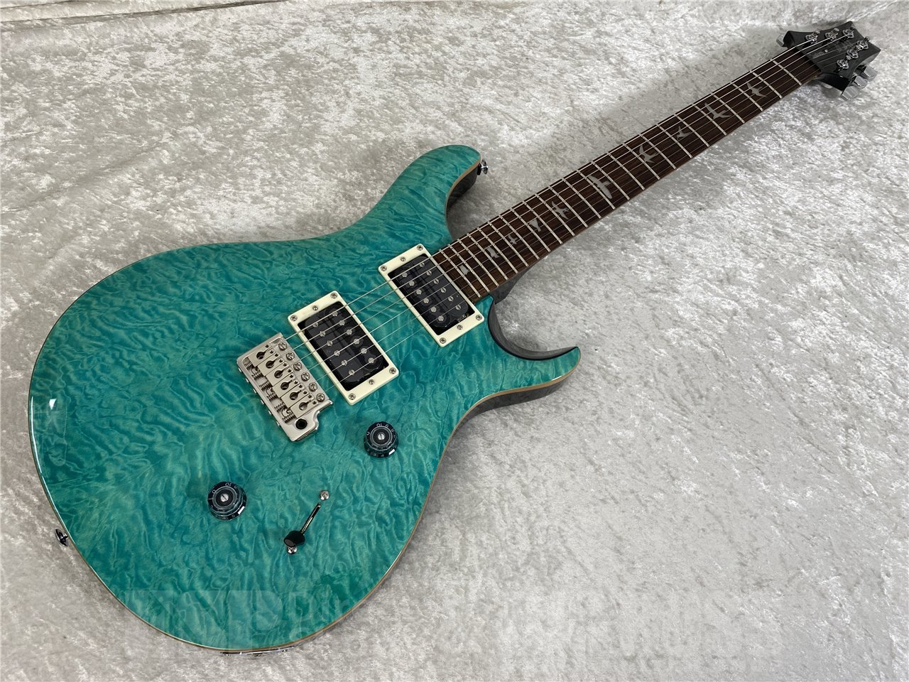 【即納可能】Paul Reed Smith(PRS/ポールリードスミス) SE Custom 24 Quilt / Sapphire #022059 (2025年製) お茶の水駅前店 (東京)