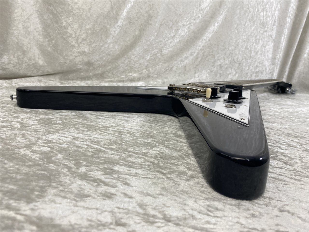 【即納可能】EDWARDS(エドワーズ) E-FV-LTD / Black お茶の水駅前店(東京)