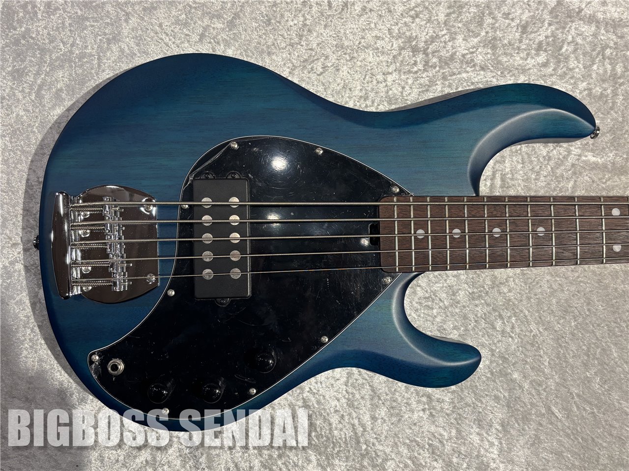 【即納可能】Sterling by MUSIC MAN Ray5/Trans Blue Satin 仙台店