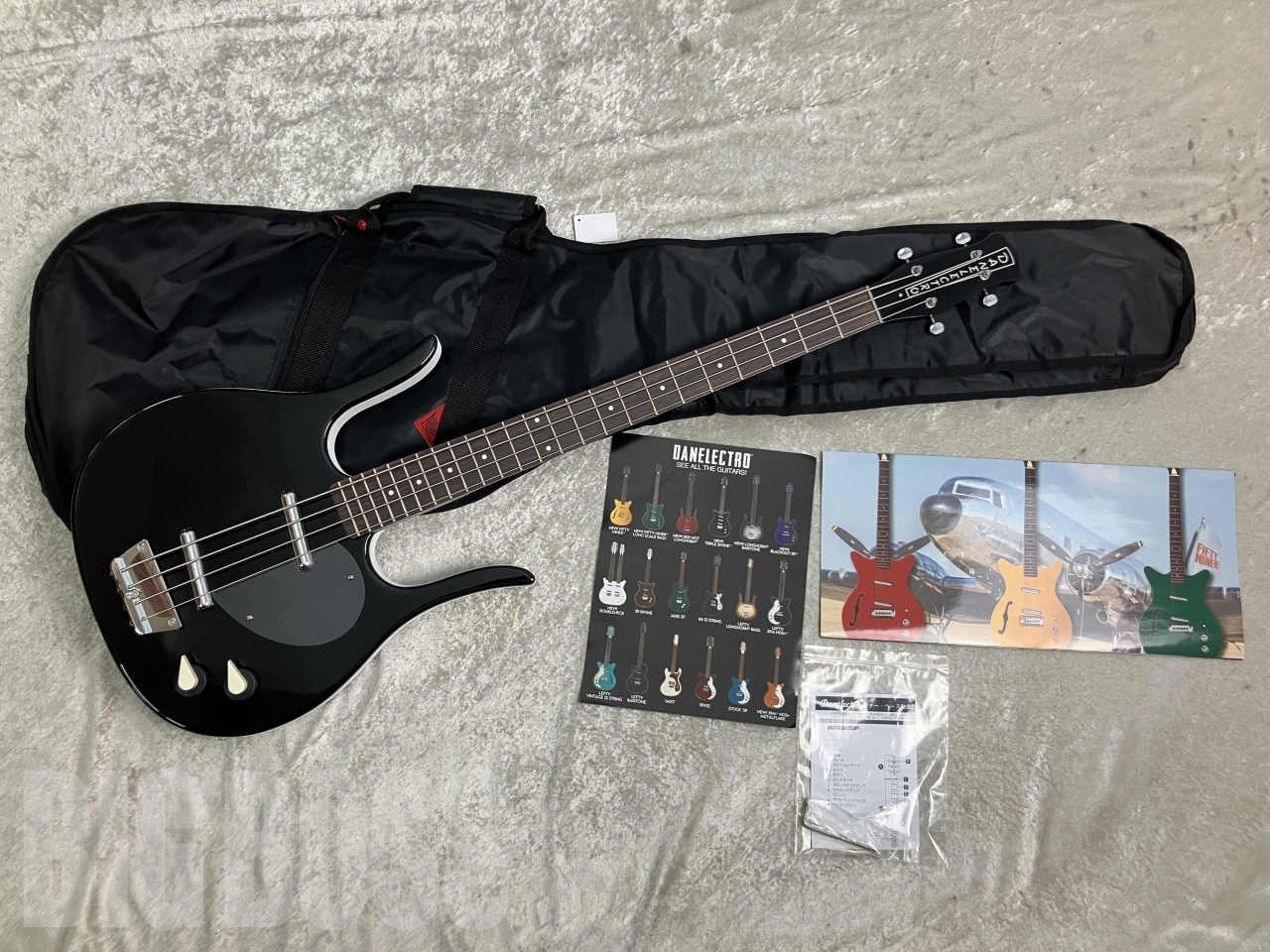 【即納可能】Danelectro(ダンエレクトロ) LONGHORN BASS / Black お茶の水駅前店(東京)