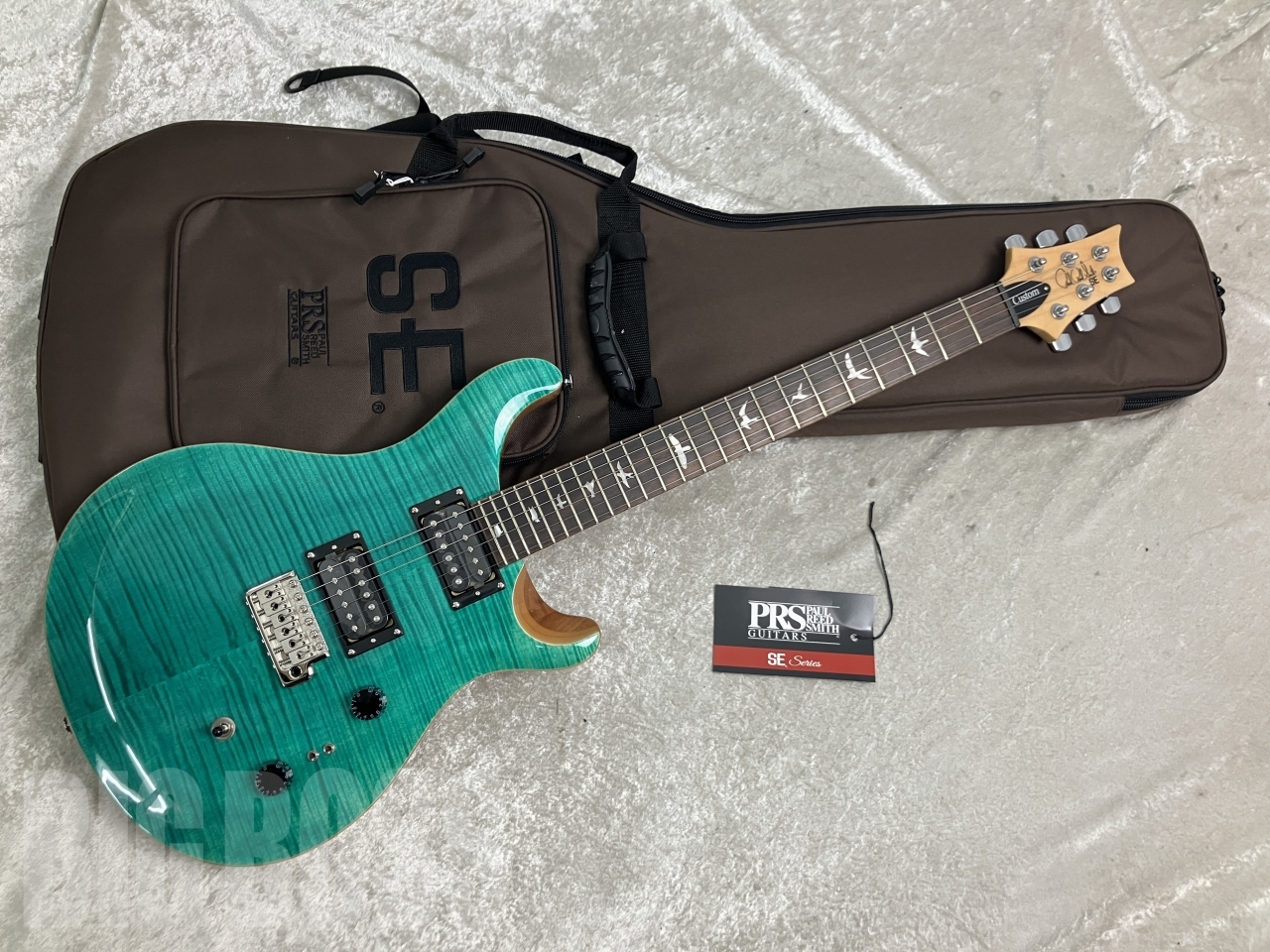 【即納可能】Paul Reed Smith(ポールリードスミス/PRS) SE Custom 24 / Turquoise お茶の水駅前店(東京)