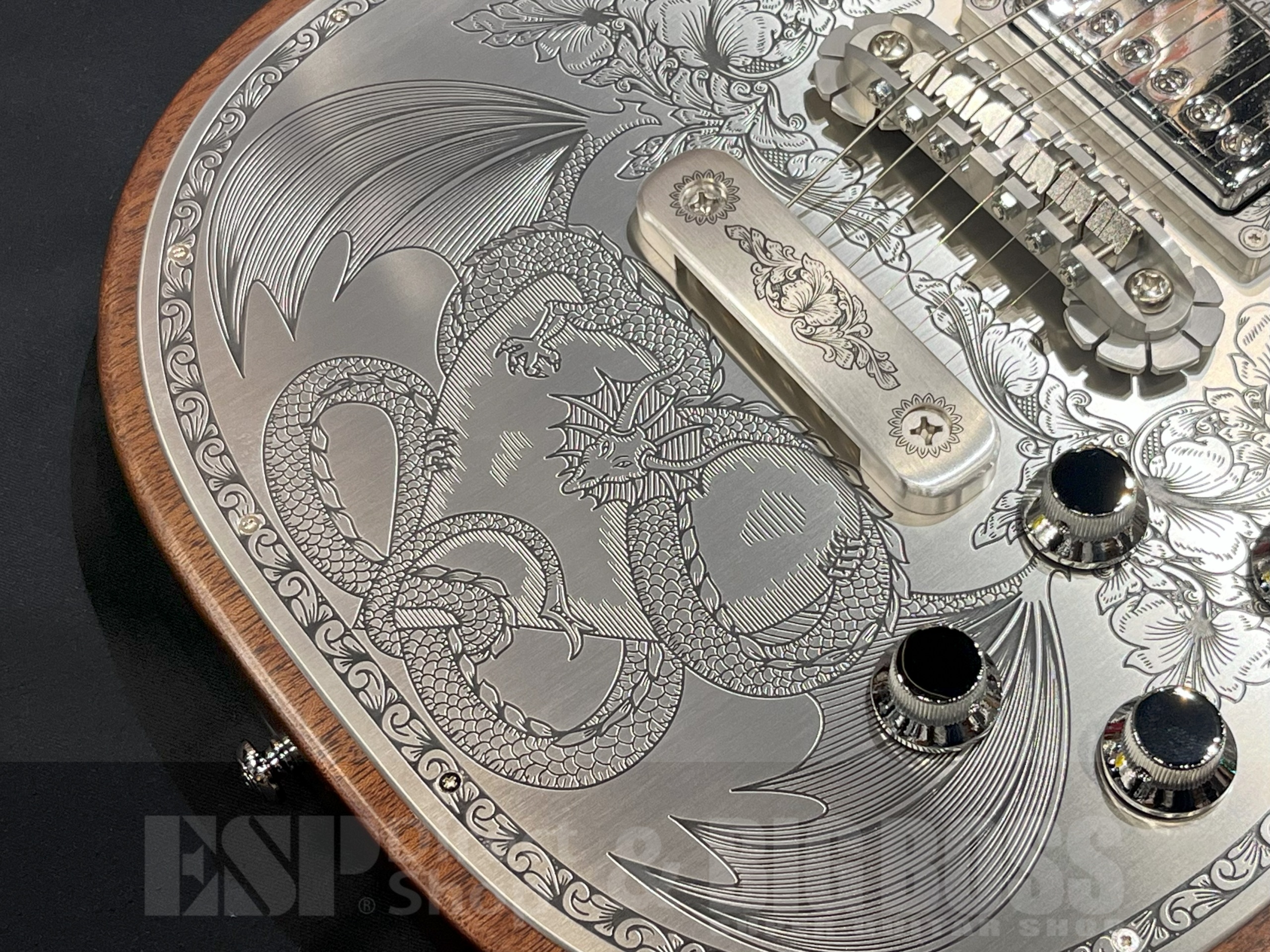 【即納可能】Zemaitis(ゼマイティス) MFG-AC-24 Dragon & Heart / Natural 大阪店