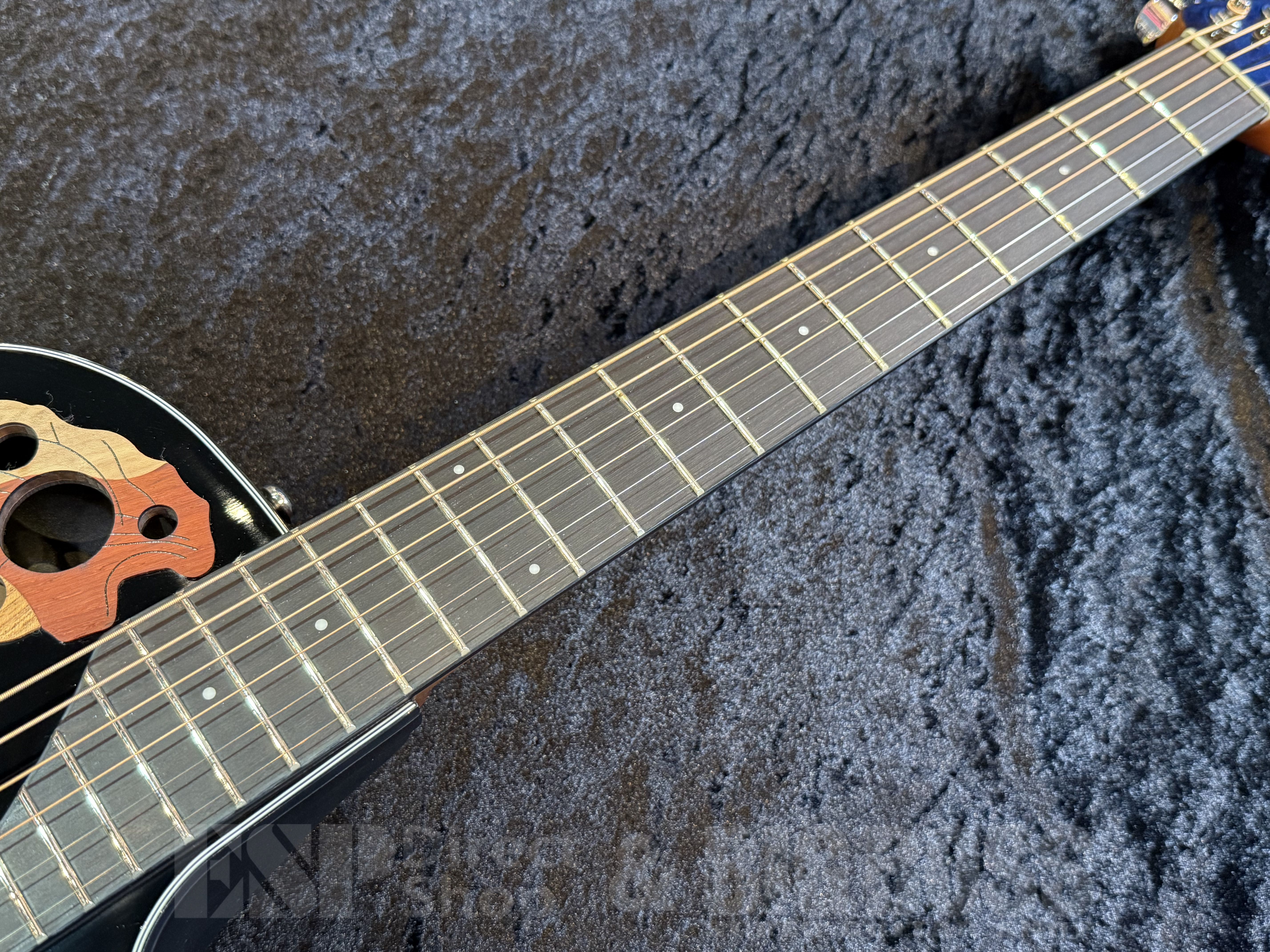 【希少】OVATION Celebrity エレキベース オベーション 希少】OVATION Celebrity エレキベース オベーション - メルカリ