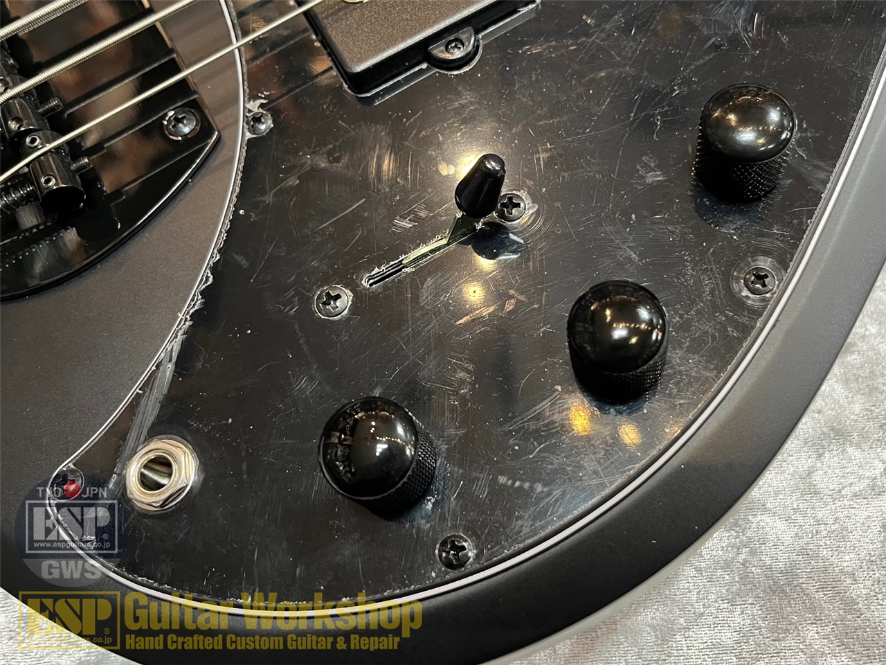 【即納可能】Sterling by MUSIC MAN SUB Series Ray5HH /Stealth Black GWS