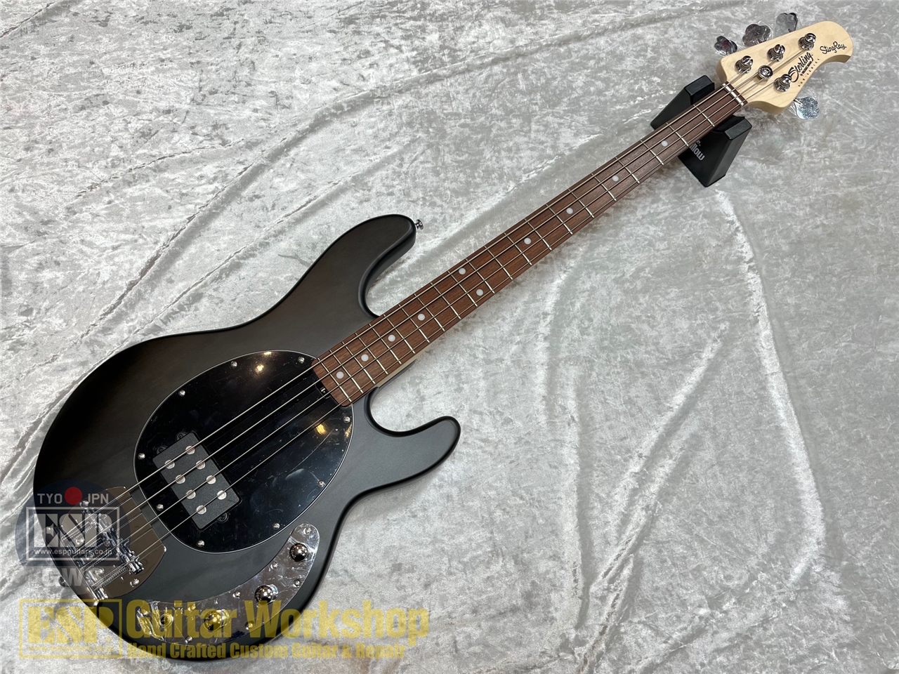 即納可能】Sterling by MUSIC MAN SUB Series Ray4 /Trans Black Satin GWS -  【ESP直営】BIGBOSS オンラインマーケット(ギター＆ベース)