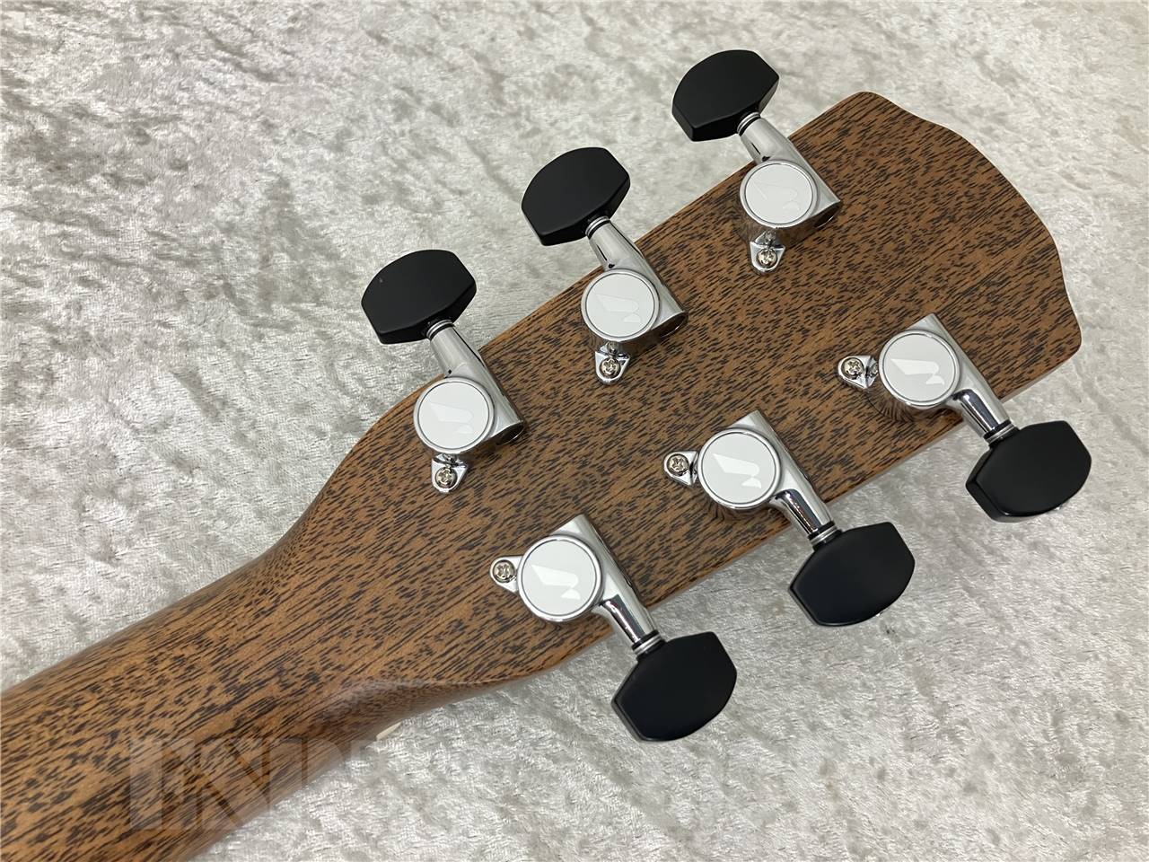 【即納可能】Morris(モーリス) SE-71  (アコースティックギター)お茶の水駅前店・別館 - 8
