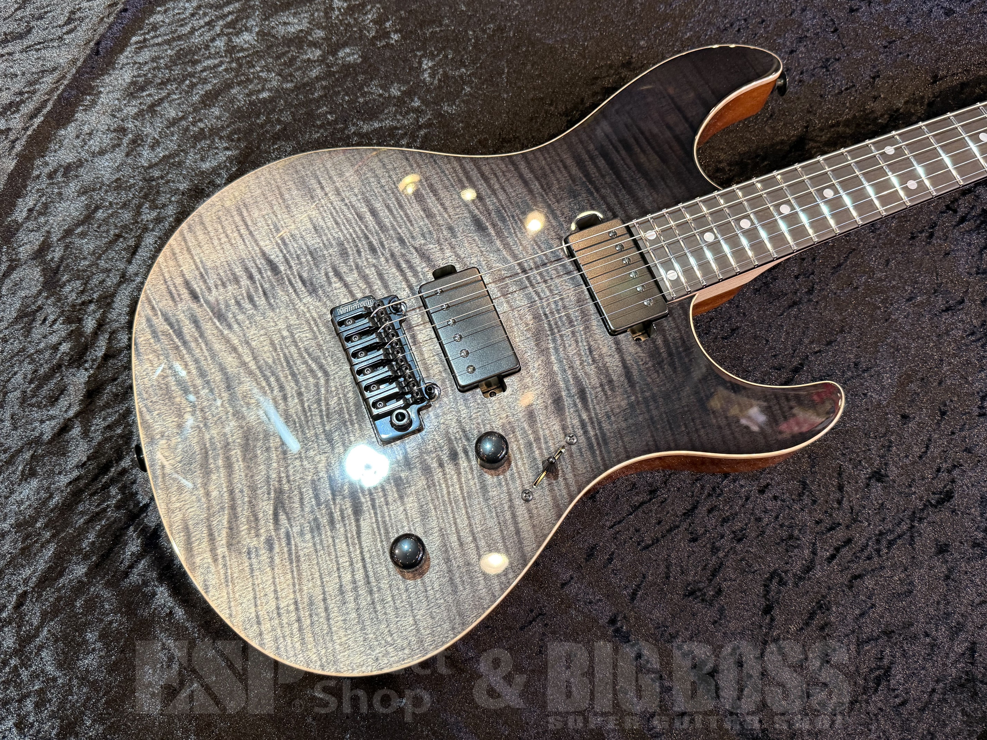 【即納可能】 Black Smoker (ブラックスモーカー) Futura-S HH 4A Flame Maple Top , Fiji Mahogany Back【Stem Wave Black】 福岡店