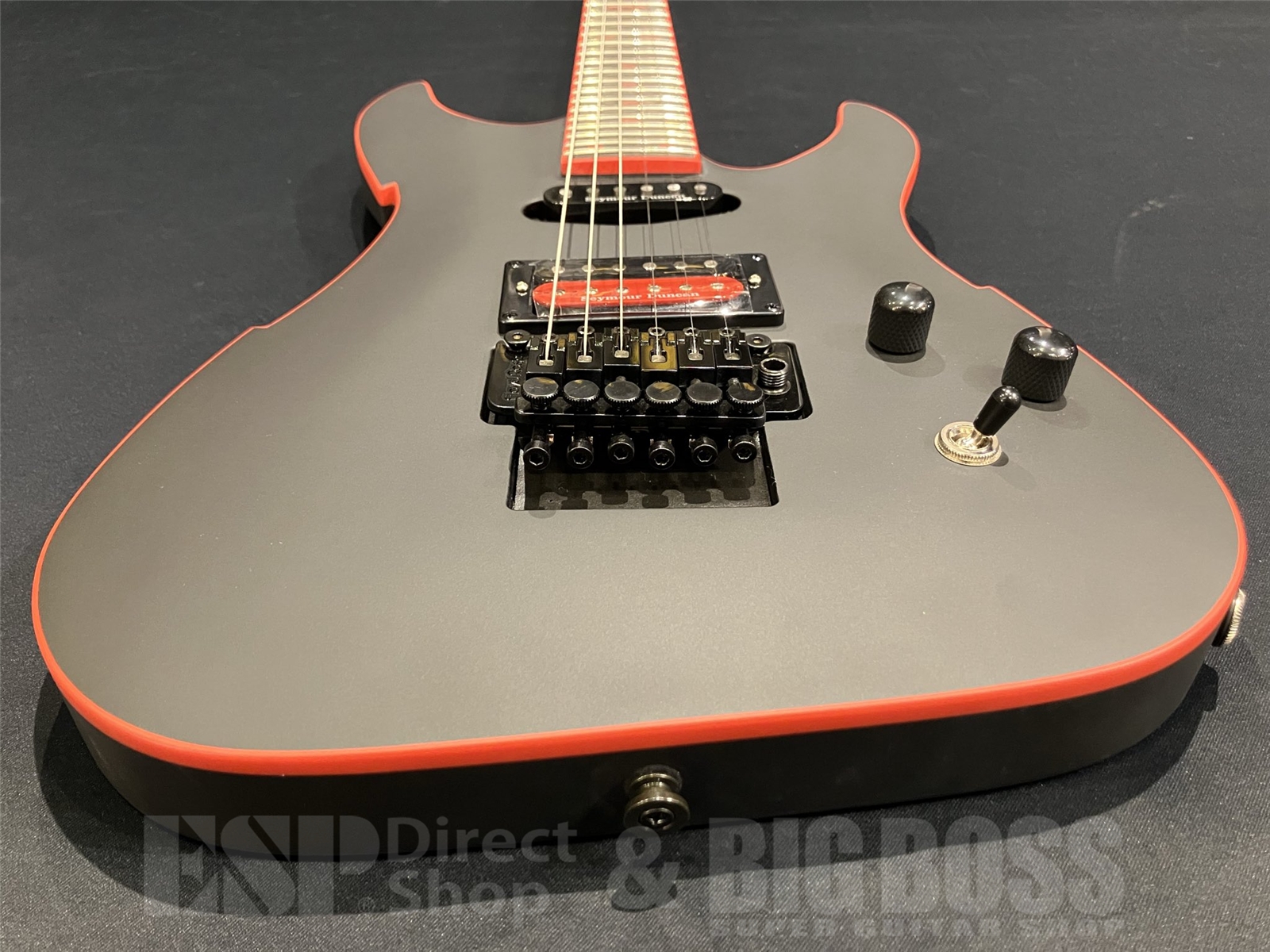 【即納可能】PEAVEY Adrian Vandenberg Signature Guitar / Matte Black 京都店