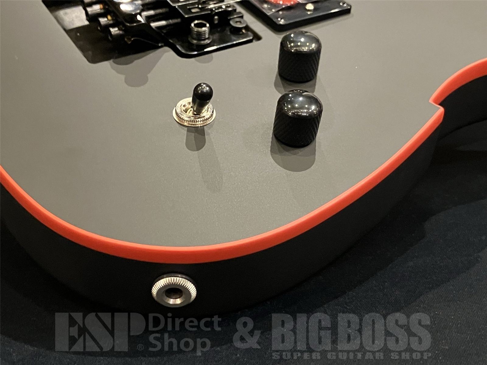 【即納可能】PEAVEY Adrian Vandenberg Signature Guitar / Matte Black 京都店