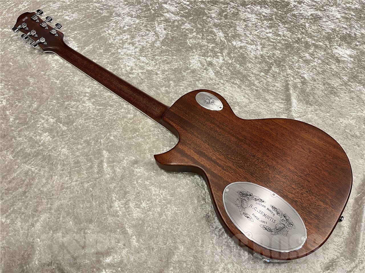 【即納可能】Zemaitis（ゼマイティス）MFG-AC-24 Aces & Eights（Natural）　名古屋店