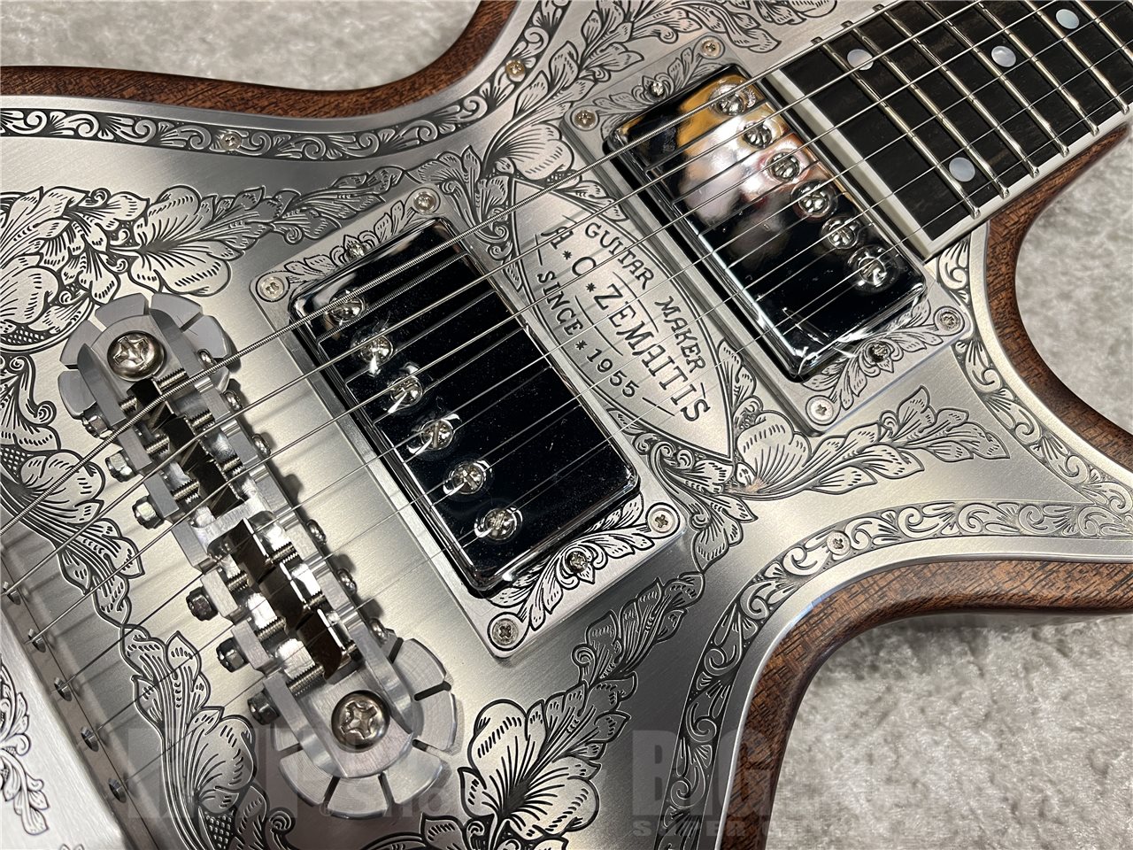 契約神ブラフマー シークレット 2枚 即納可能】Zemaitis（ゼマイティス）MFG-AC-24 Dragon & Heart