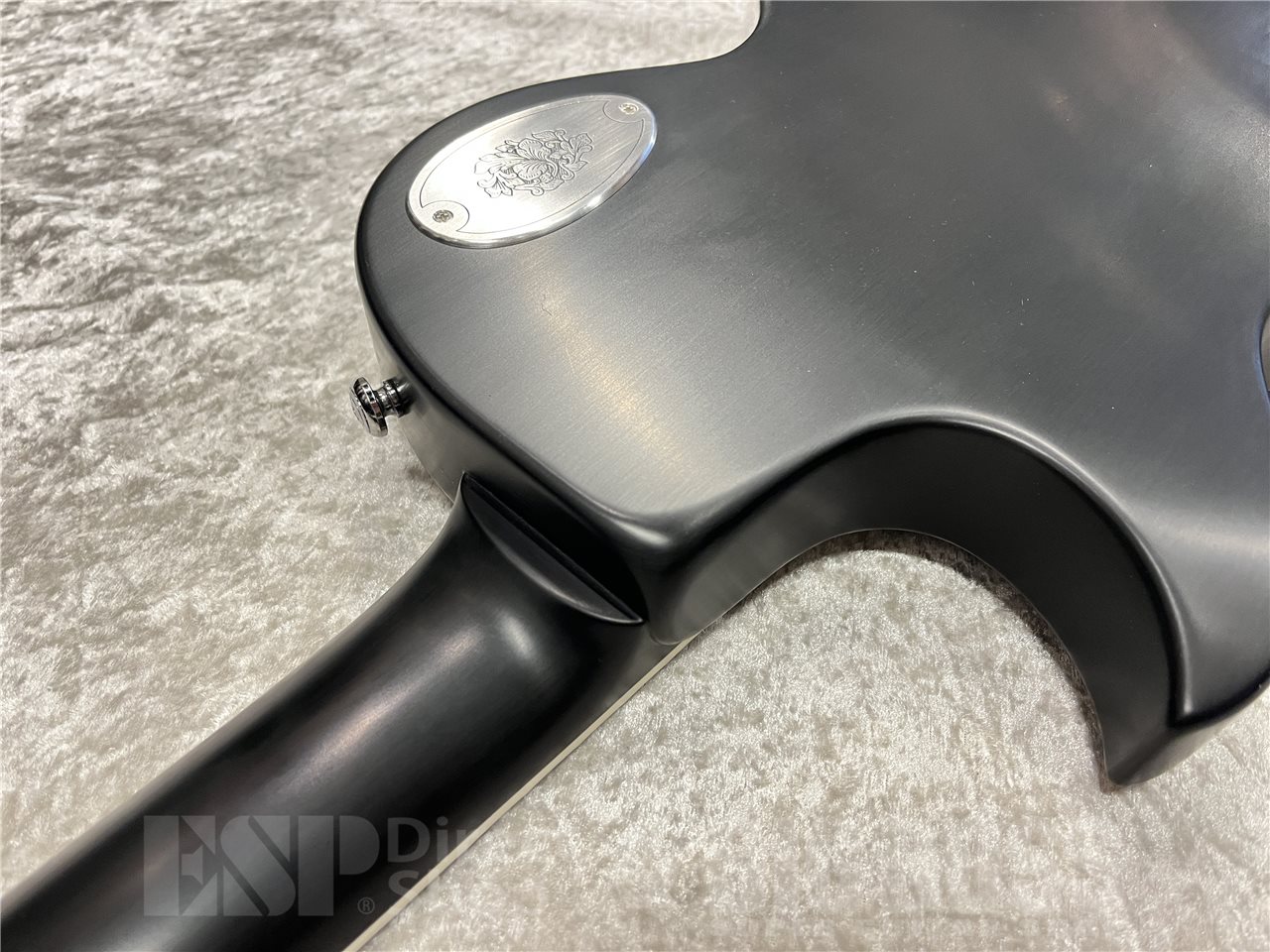 【即納可能】Zemaitis（ゼマイティス）MFG-AC-24 Dragon & Heart（Black）　名古屋店