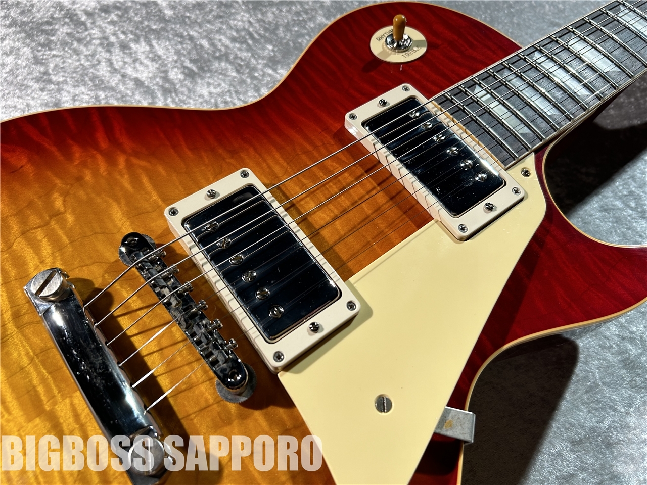 【即納可能】Gibson Custom Shop(ギブソンカスタムショップ) 1959 Les Paul Standard Reissue VOS (Washed Cherry Sunburst) 札幌店