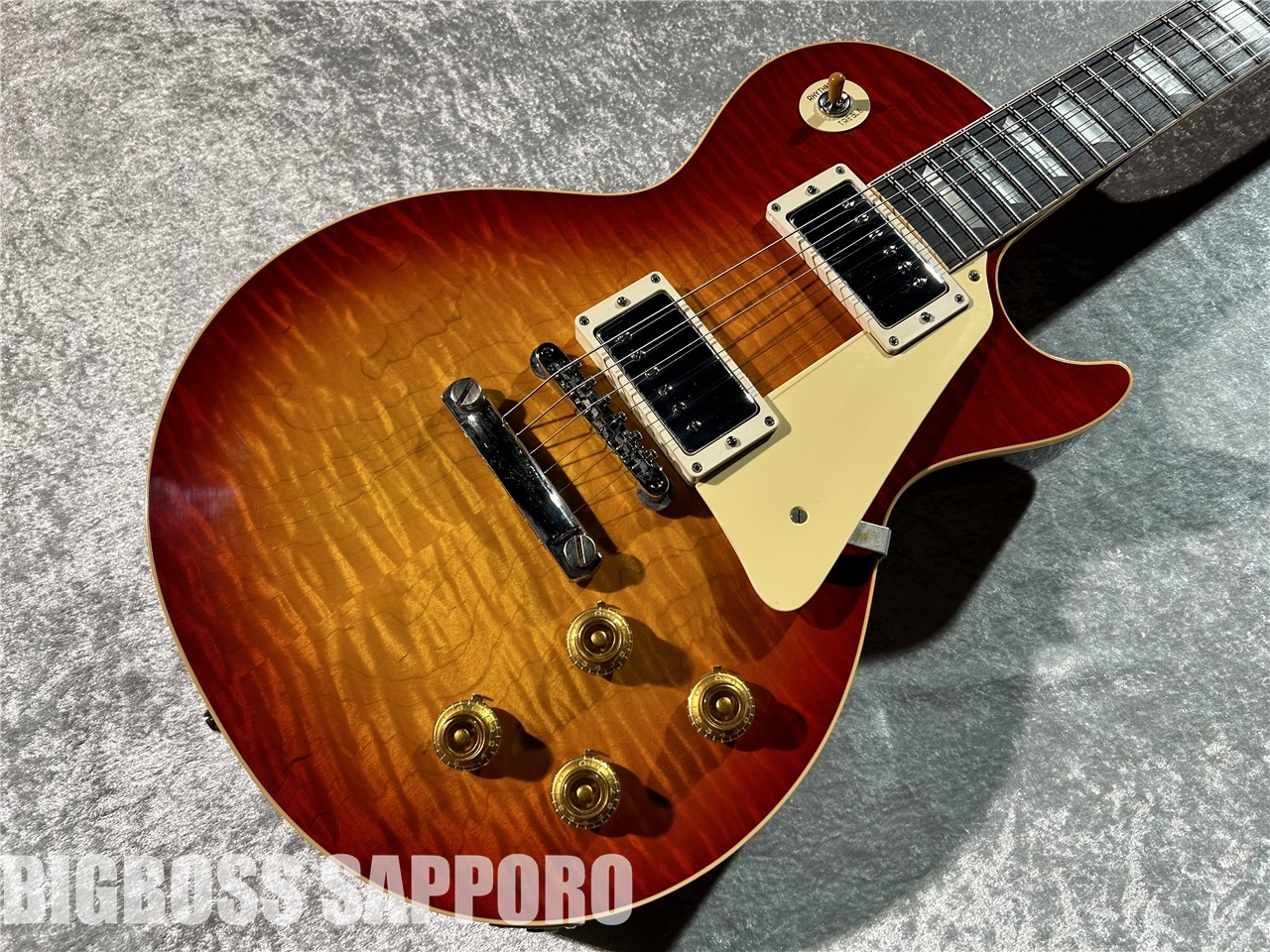 【即納可能】Gibson Custom Shop(ギブソンカスタムショップ) 1959 Les Paul Standard Reissue VOS (Washed Cherry Sunburst) 札幌店