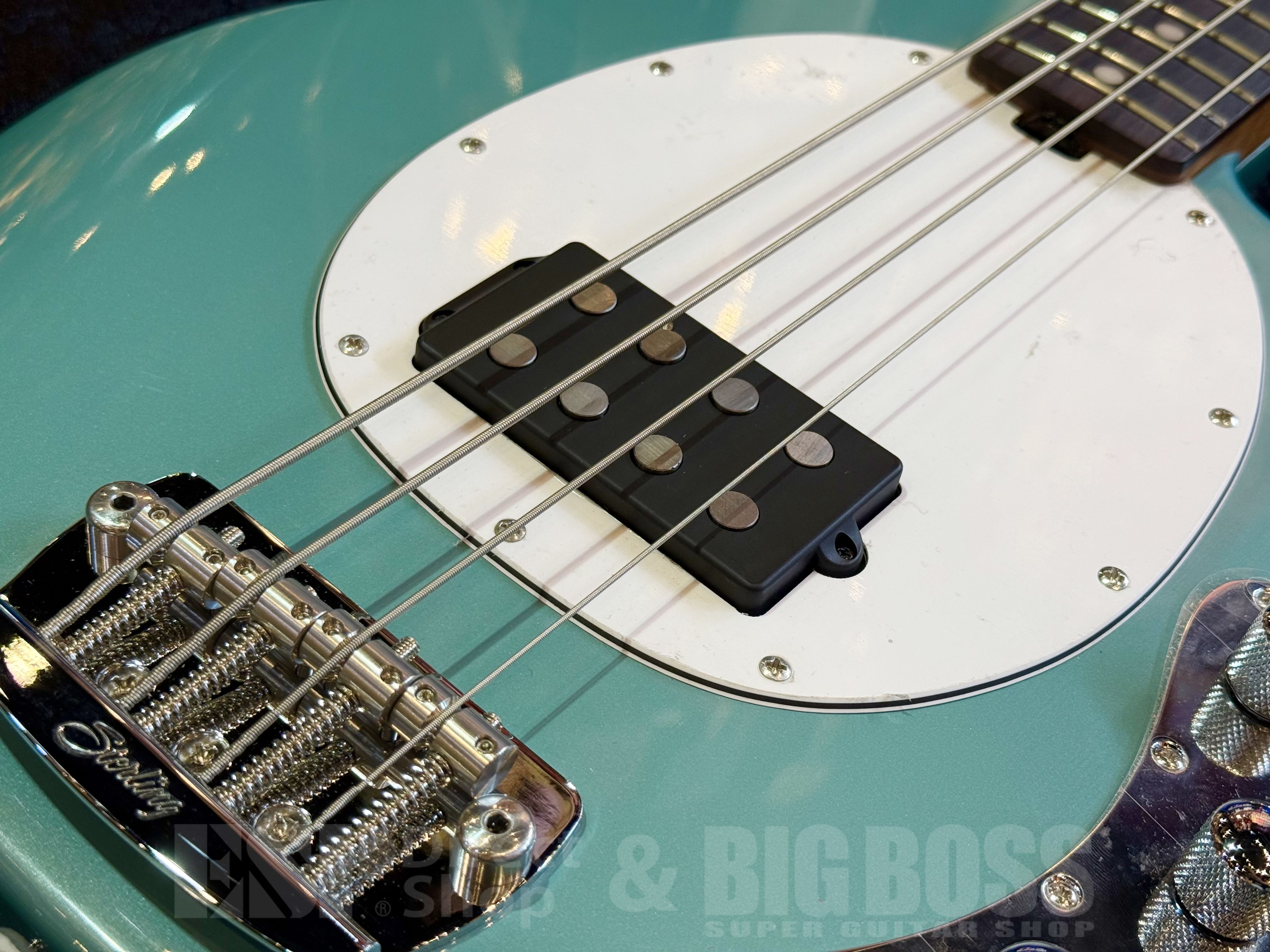 【即納可能】 Sterling by MUSIC MAN (スターリンバイミュージックマン) RAY34-DRG【DORADO GREEN】 福岡店