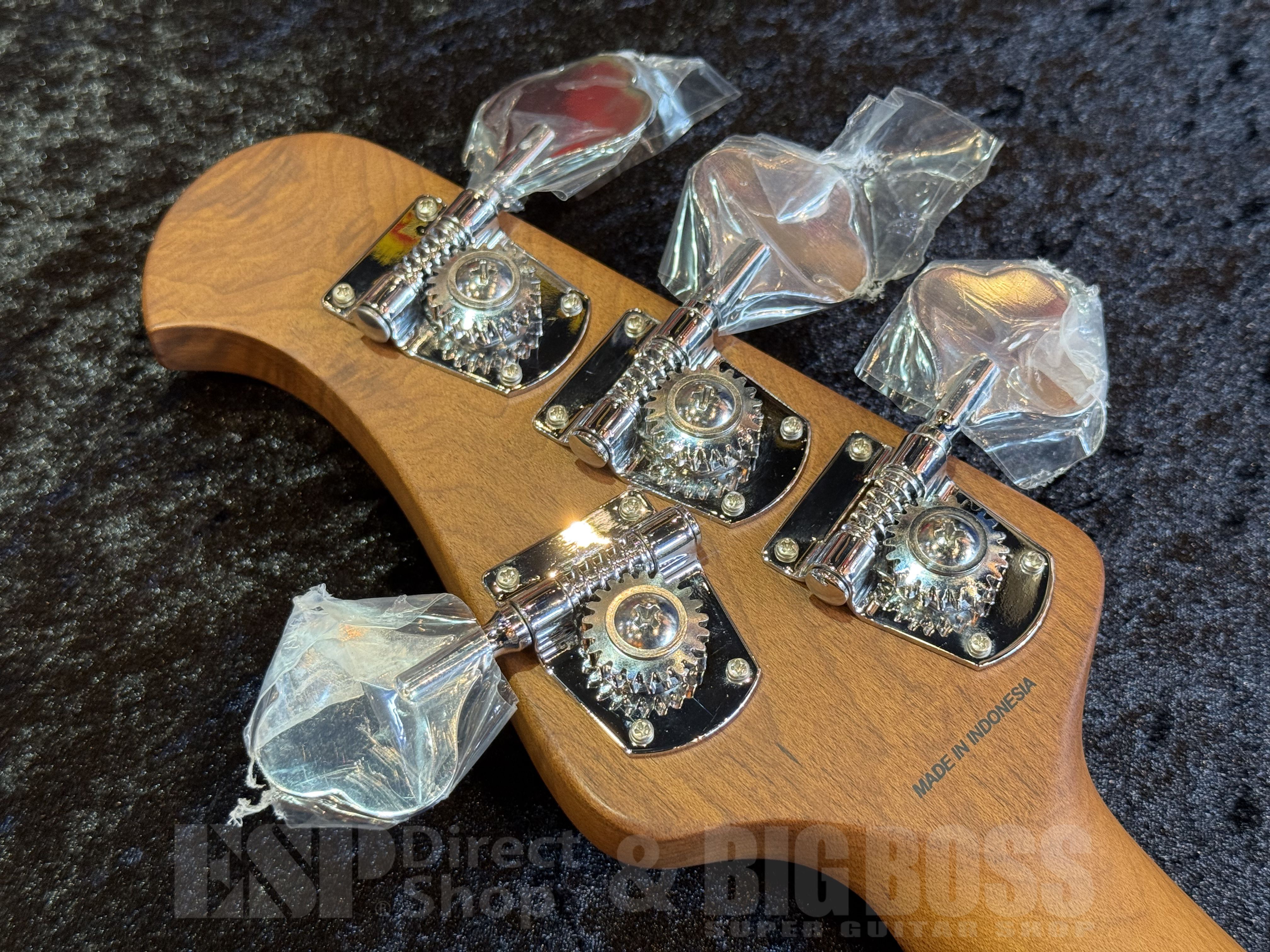 【即納可能】 Sterling by MUSIC MAN (スターリンバイミュージックマン) RAY34-DRG【DORADO GREEN】 福岡店