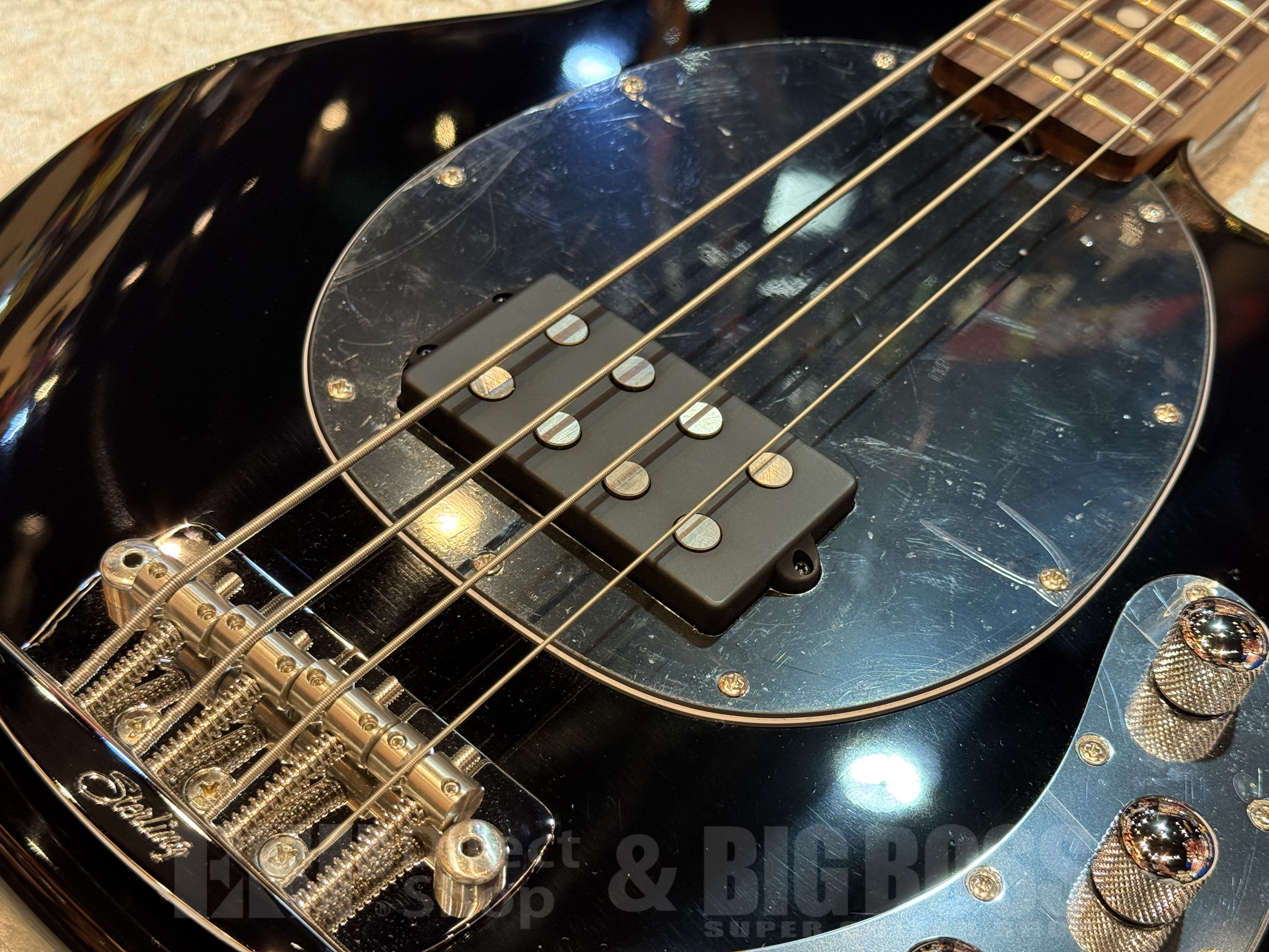 Sterling Ray34CA ブラック（ギグバッグ付） Sterling Ray34CA ブラック（ギグバッグ付） Sterling Ray34CA