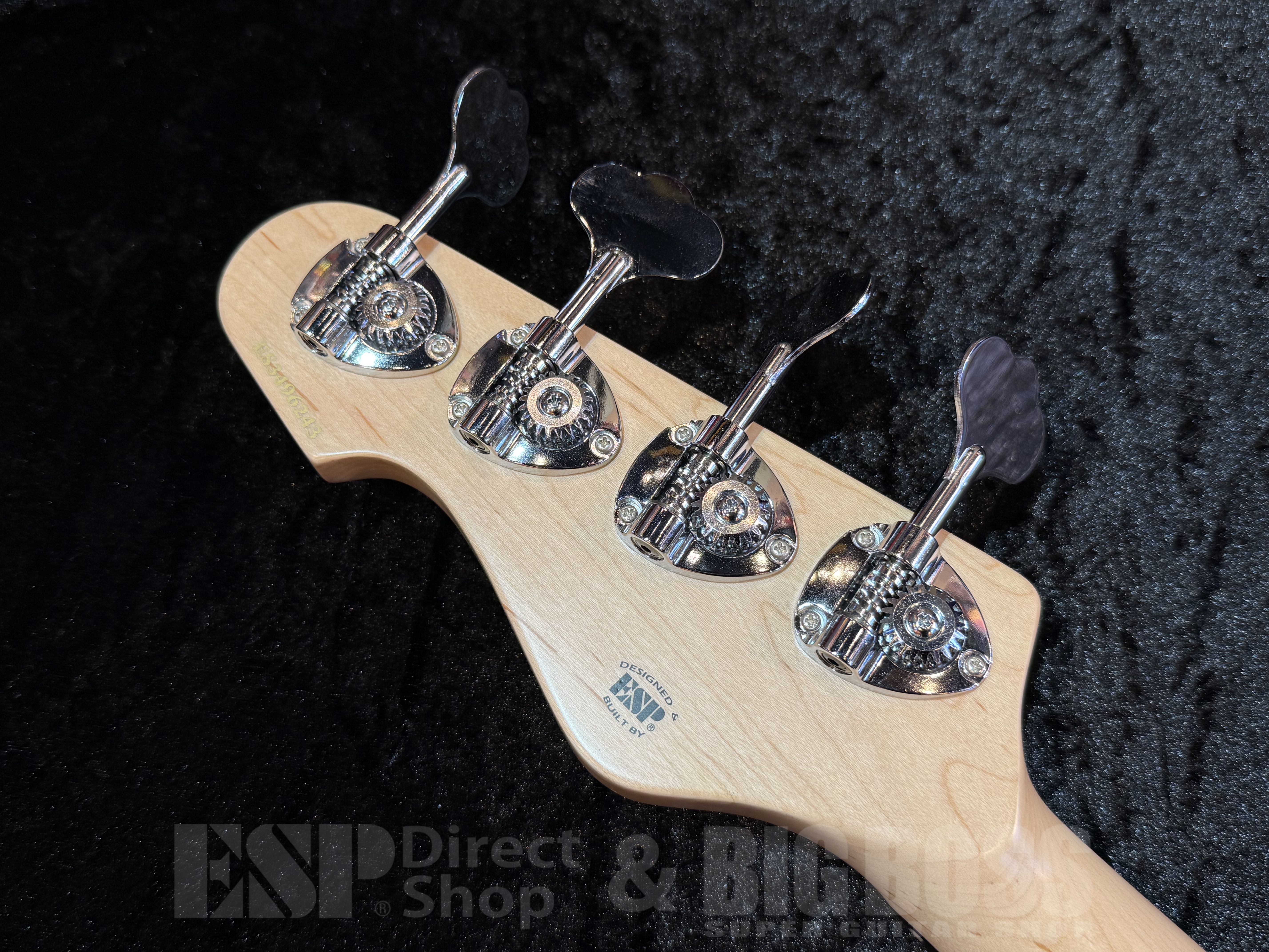 ベースギター　Ｅ–II AP–4 超美品‼️ 即納可能/中古品】E-II（イーツー）AP-4【See Thru White】福岡