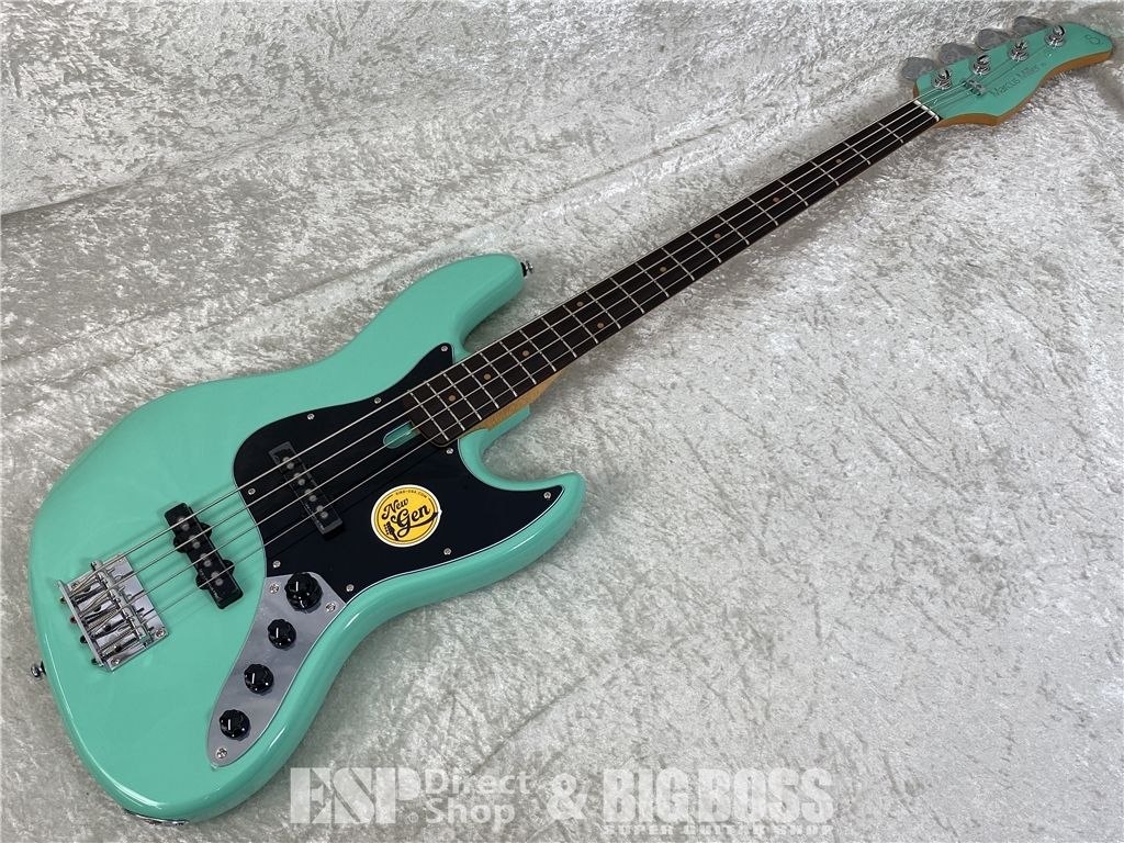 【即納可能】Marcus Miller V3 New Gen 4-String (MLG:Mild Green) お茶の水駅前店(東京)